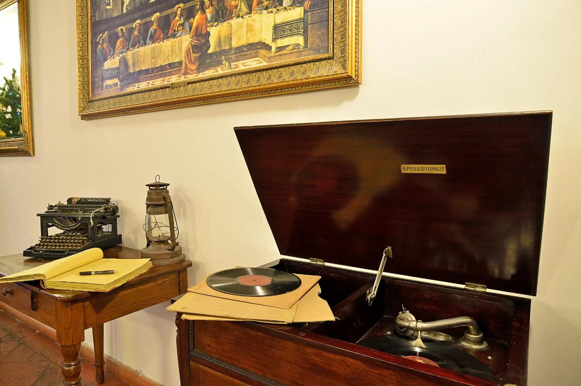 Decorative detail in Hotel Vasari