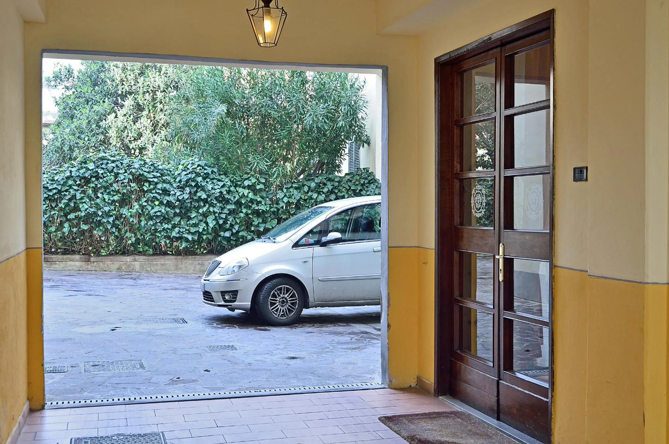 Patio in Hotel Vasari
