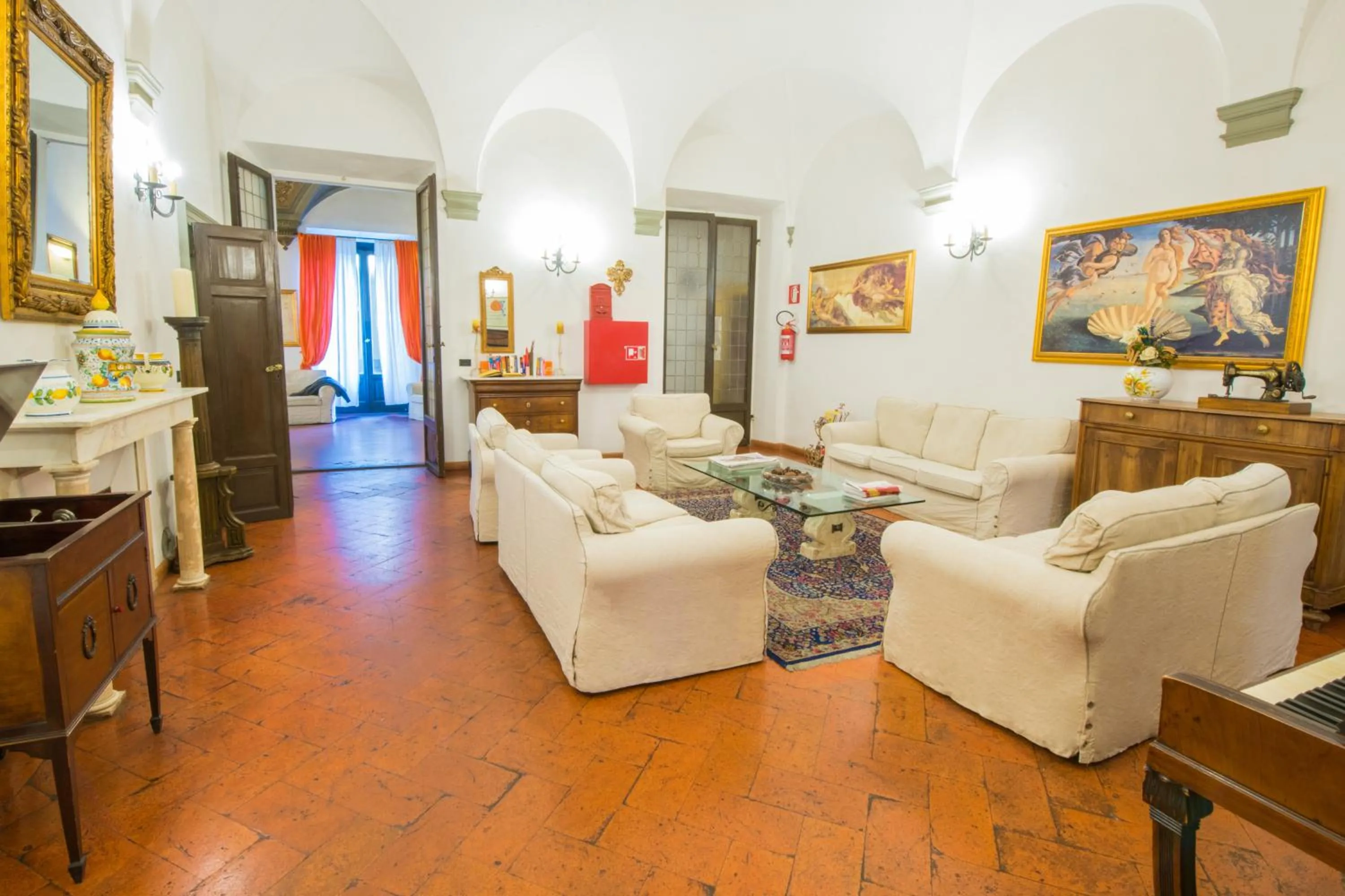 Lobby or reception in Hotel Vasari