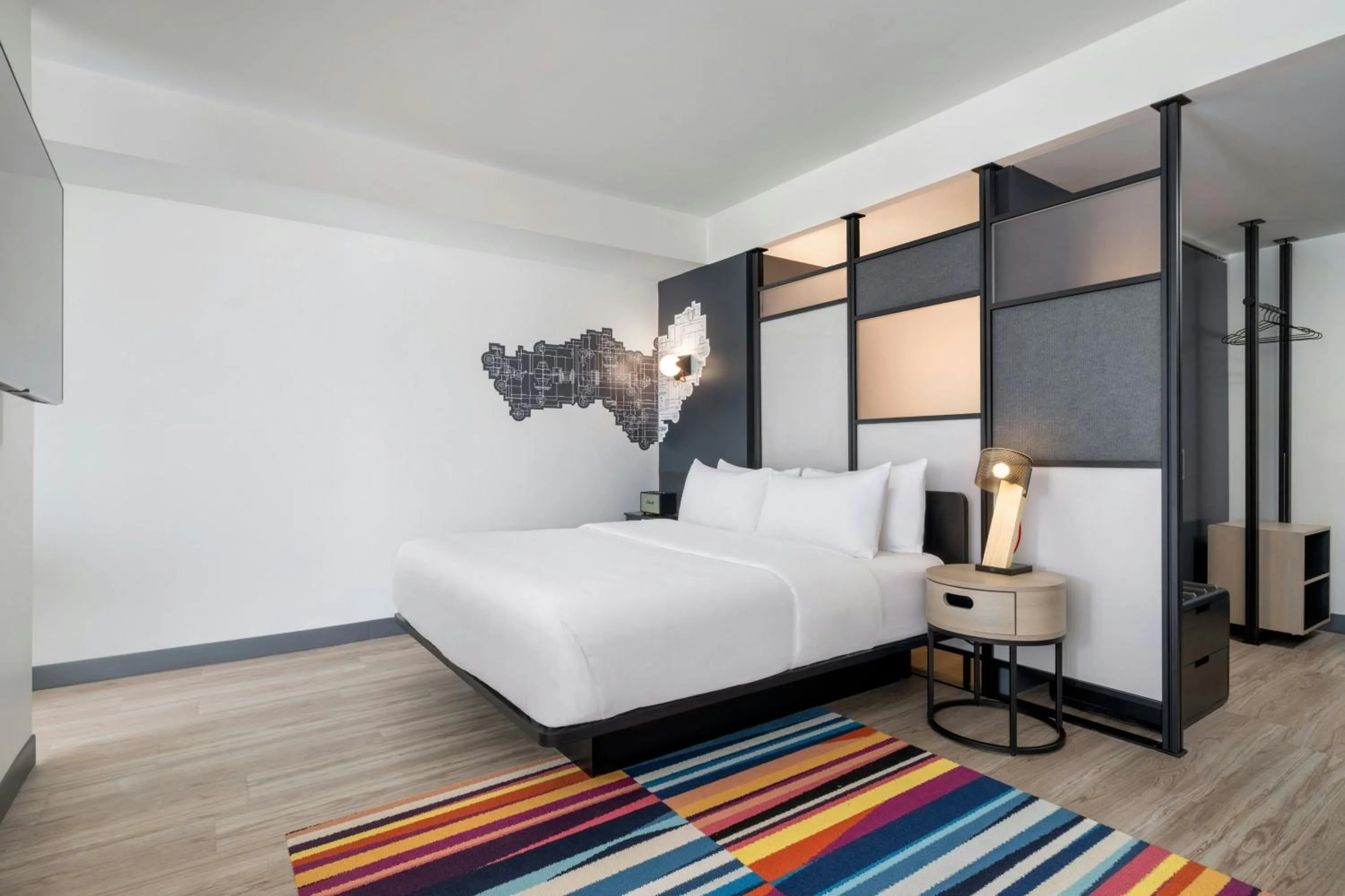 Bedroom, Bed in Aloft Florence