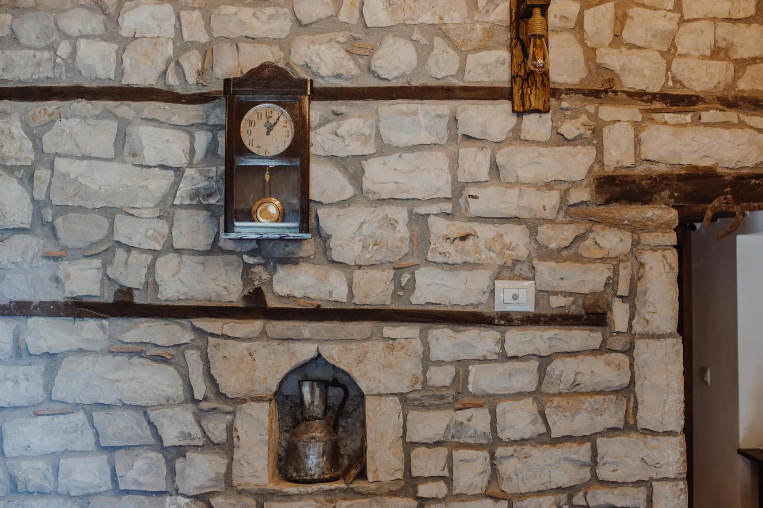 Facade/entrance in Tradita e Beratit