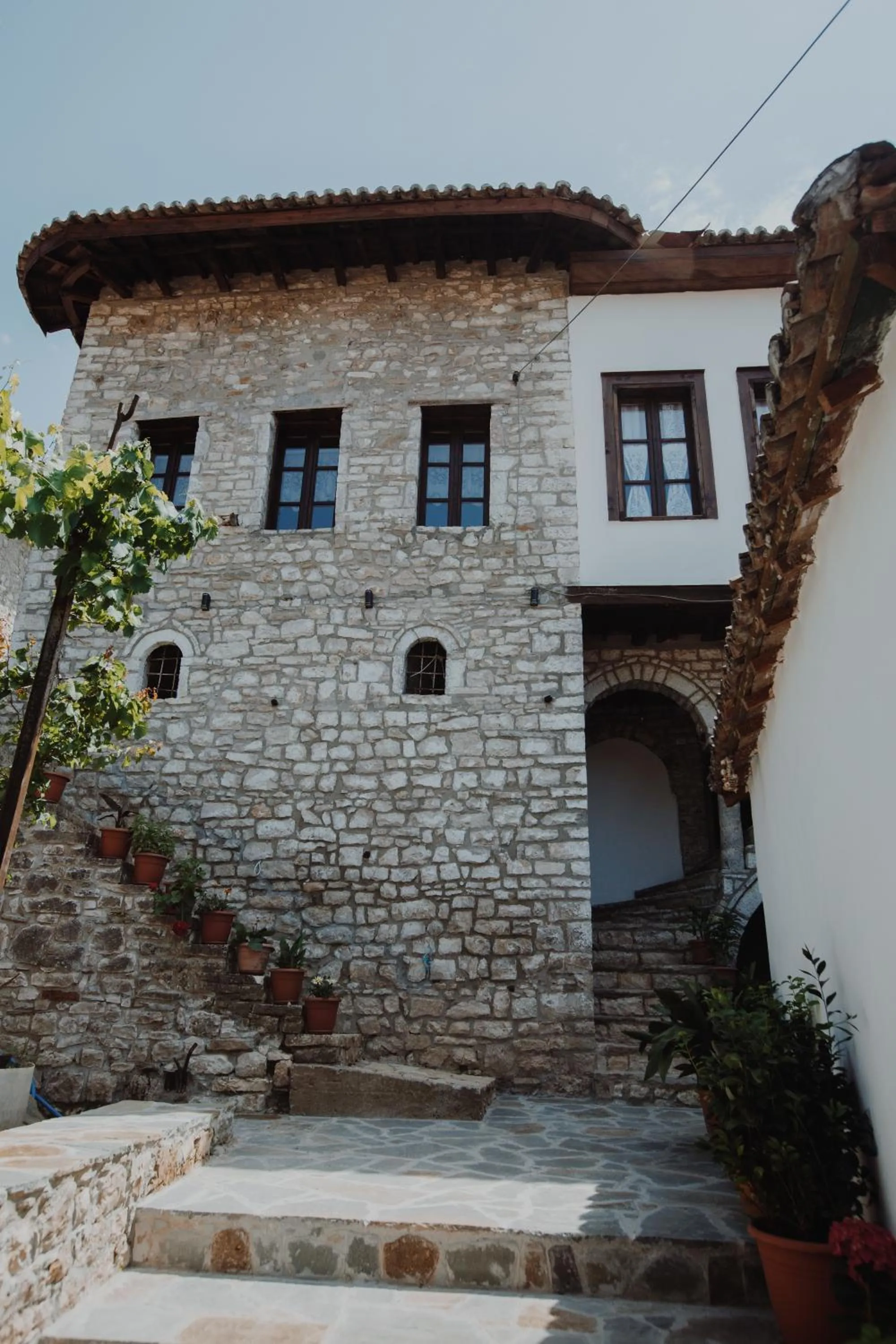 Property building in Tradita e Beratit