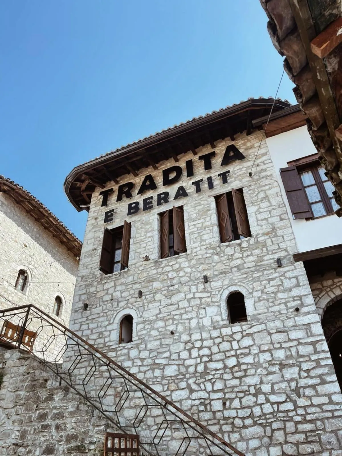 Day in Tradita e Beratit
