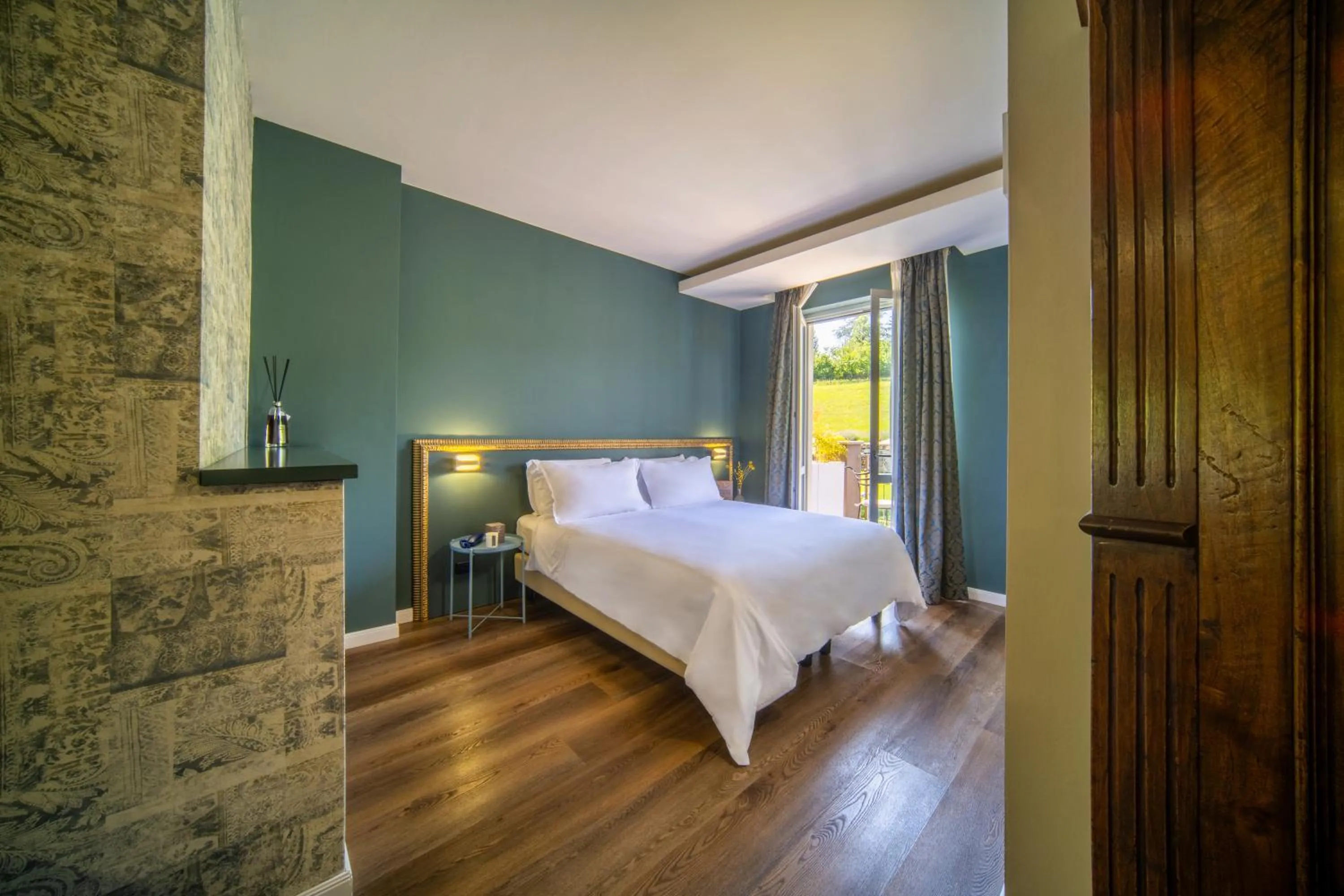 Bed in Resort Limax Acis