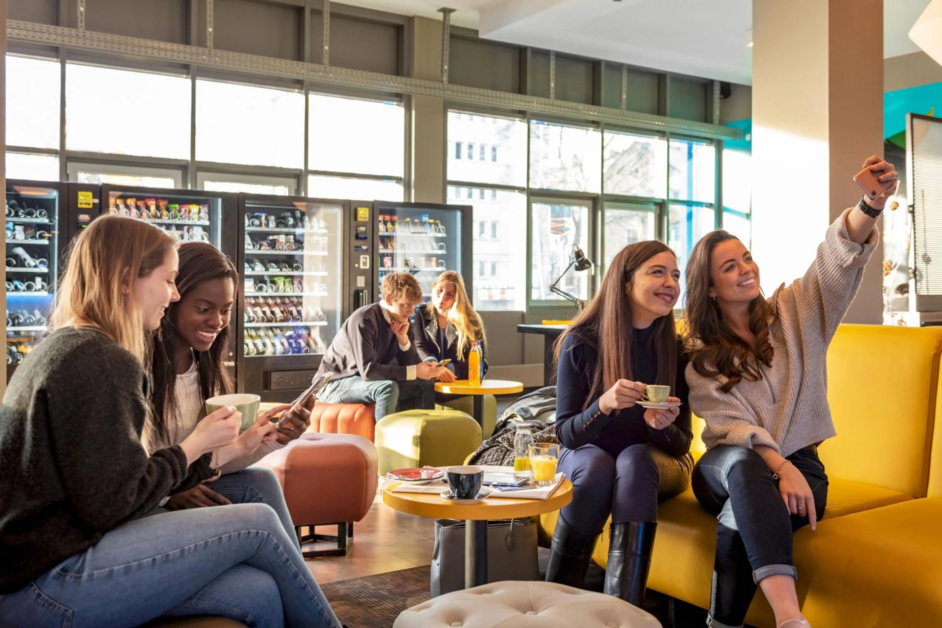 People in a&o München Laim