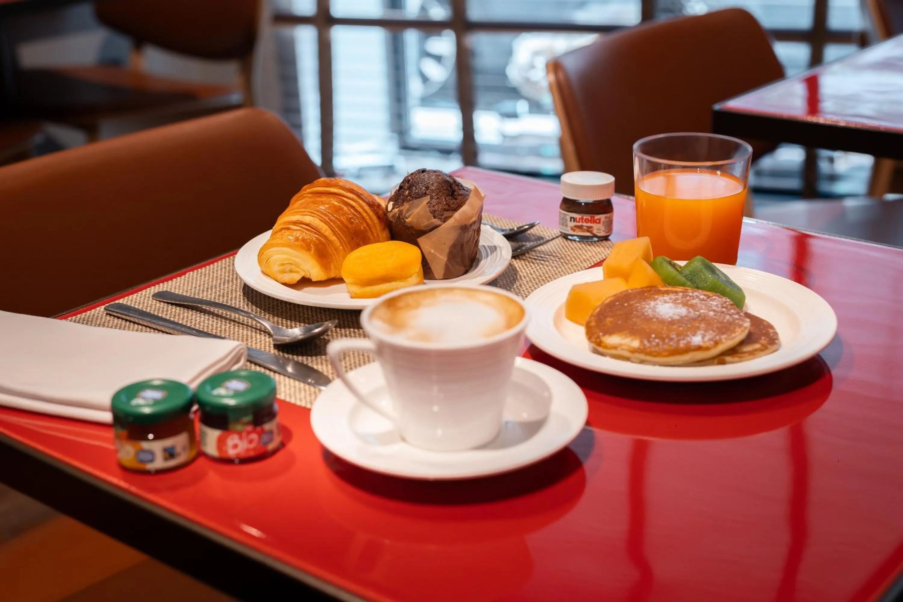 Breakfast in The Market Urban Hotel