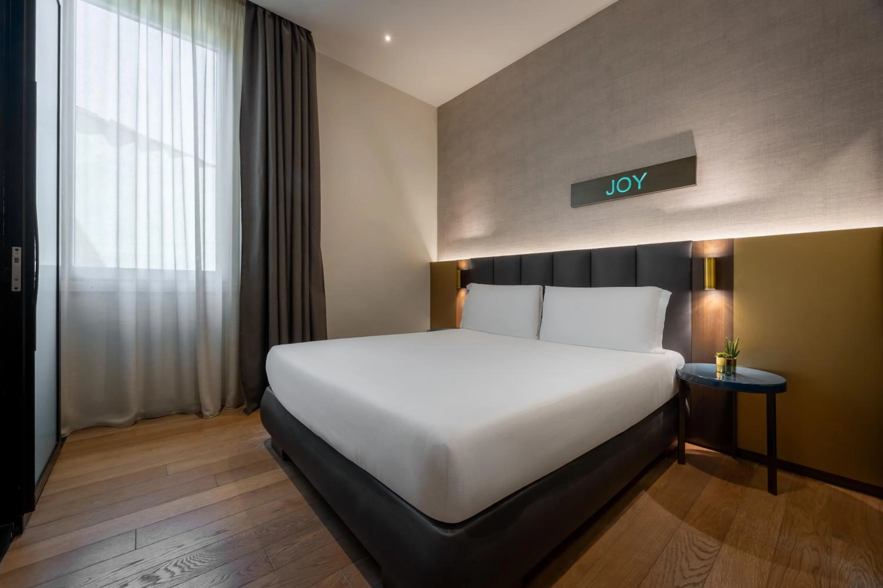 Bedroom, Bed in The Market Urban Hotel