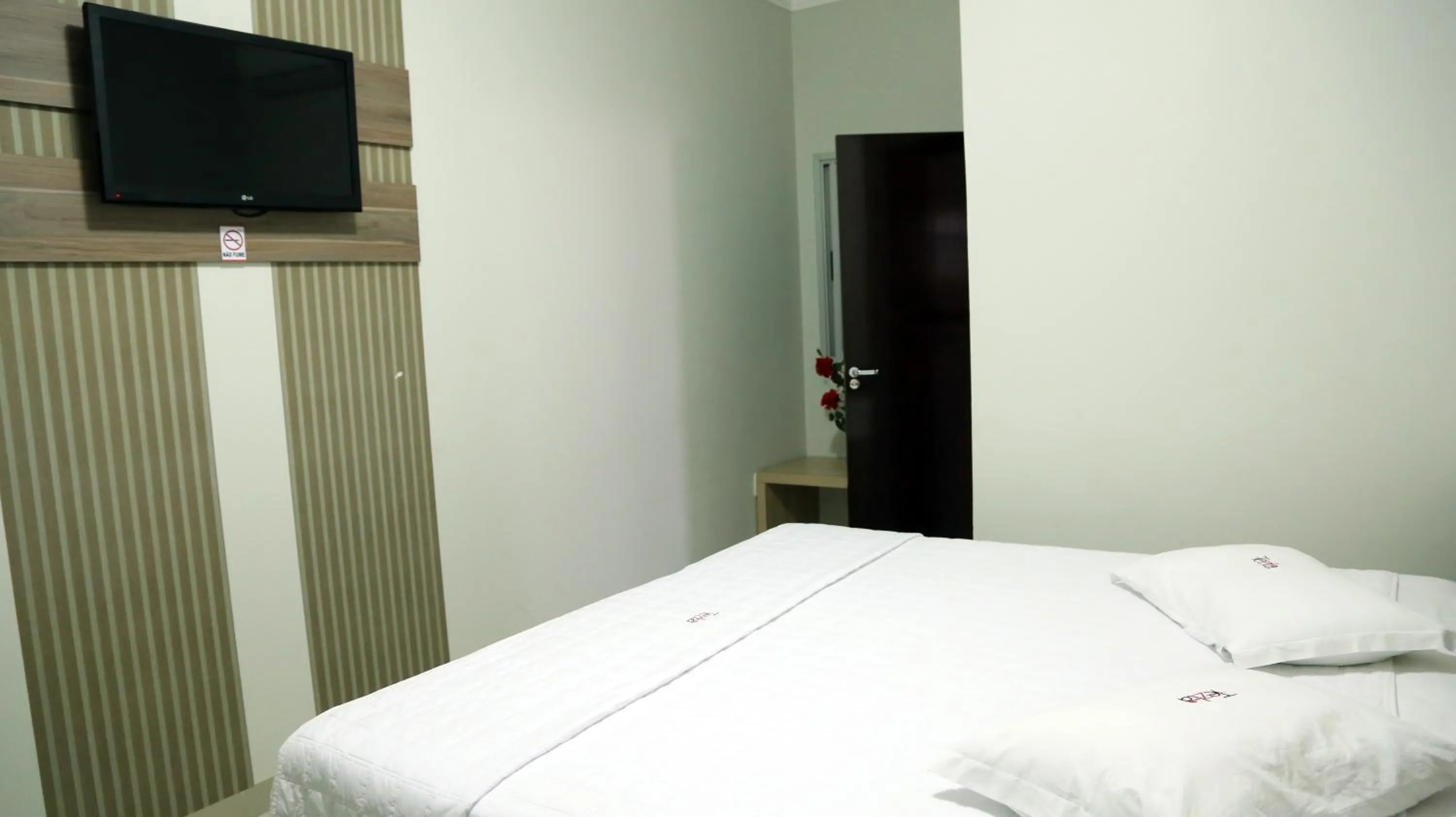 Photo of the whole room, Bed in Tezla Hotel