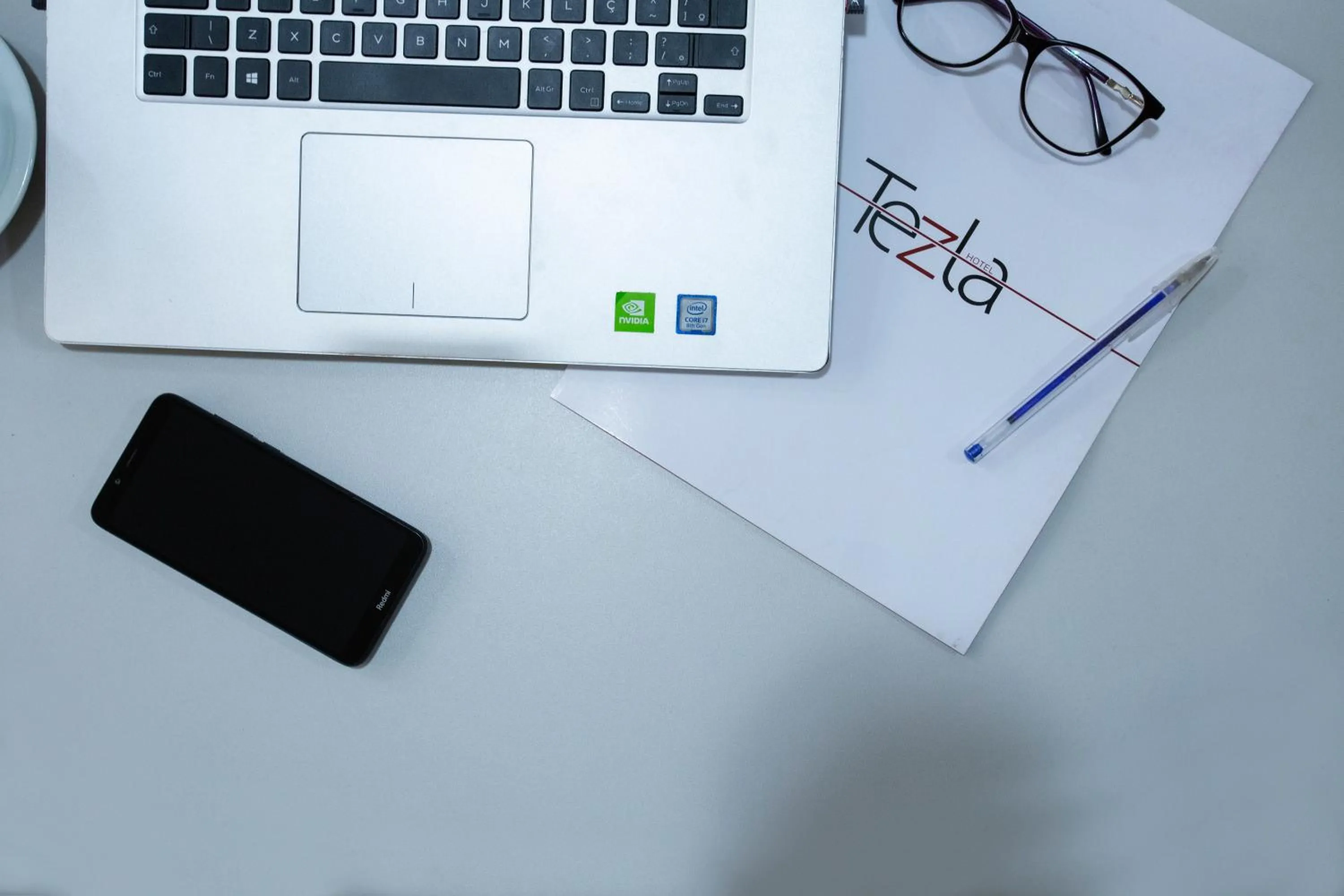 Text overlay in Tezla Hotel