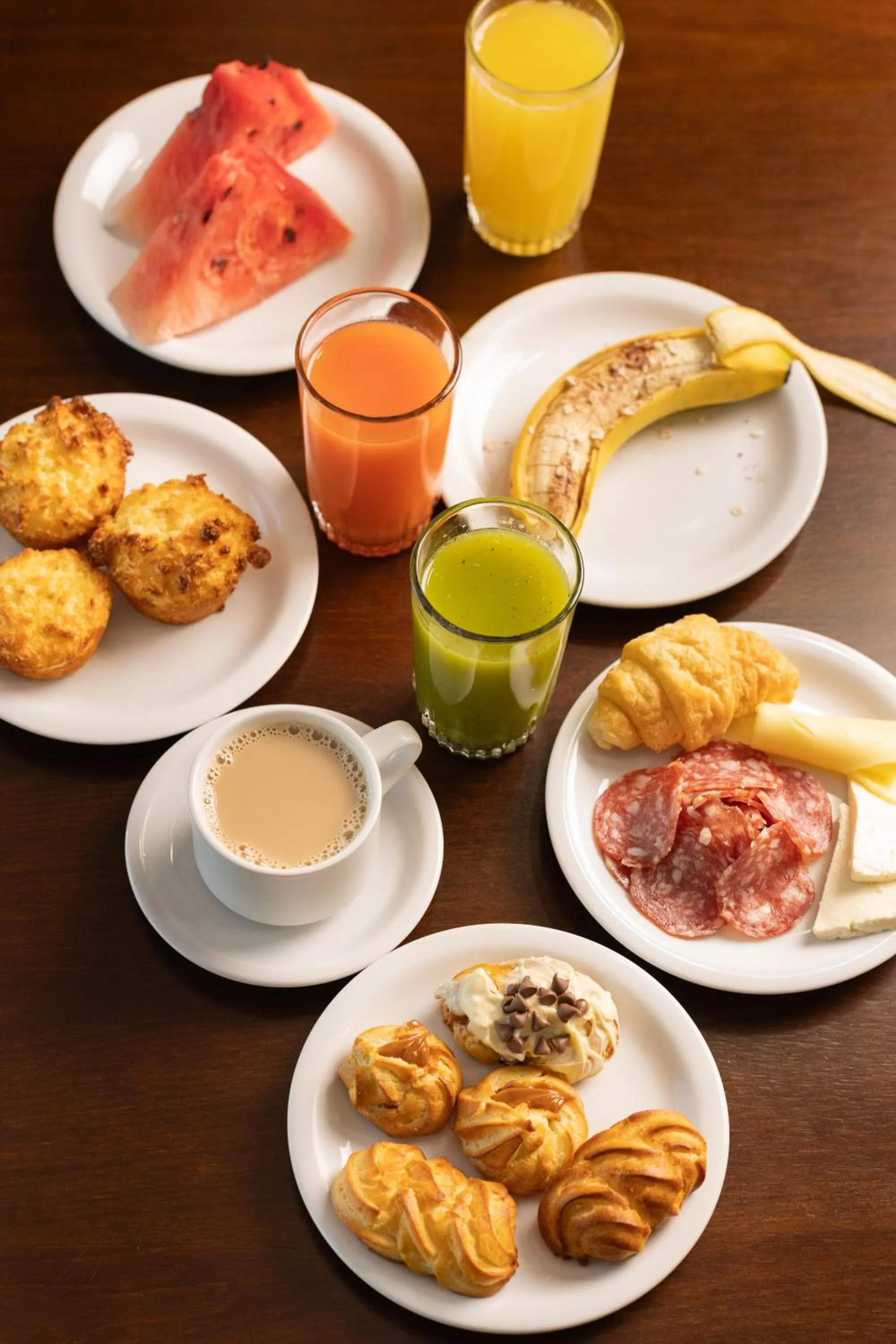 Food and drinks in Tezla Hotel