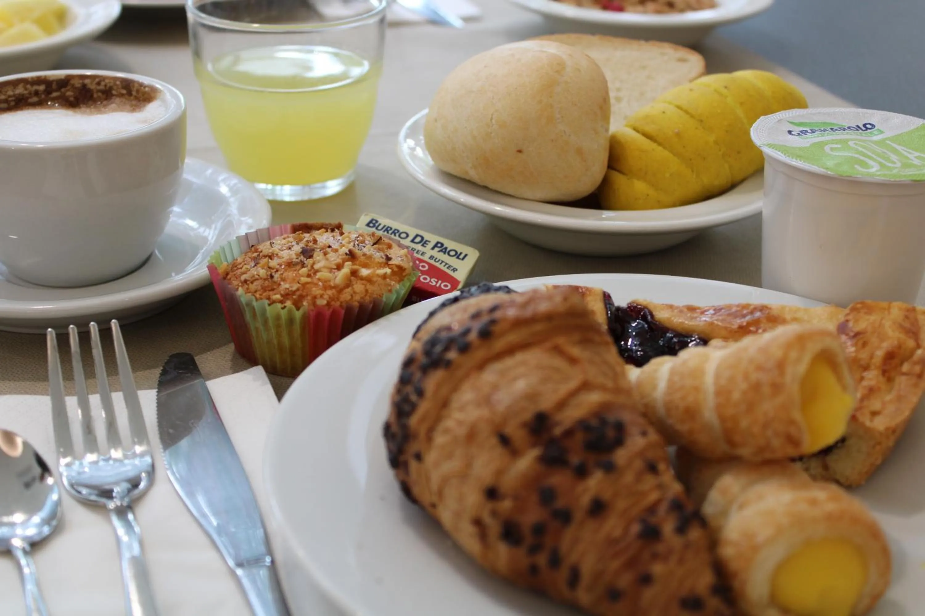 Breakfast in Hotel Royal Plaza