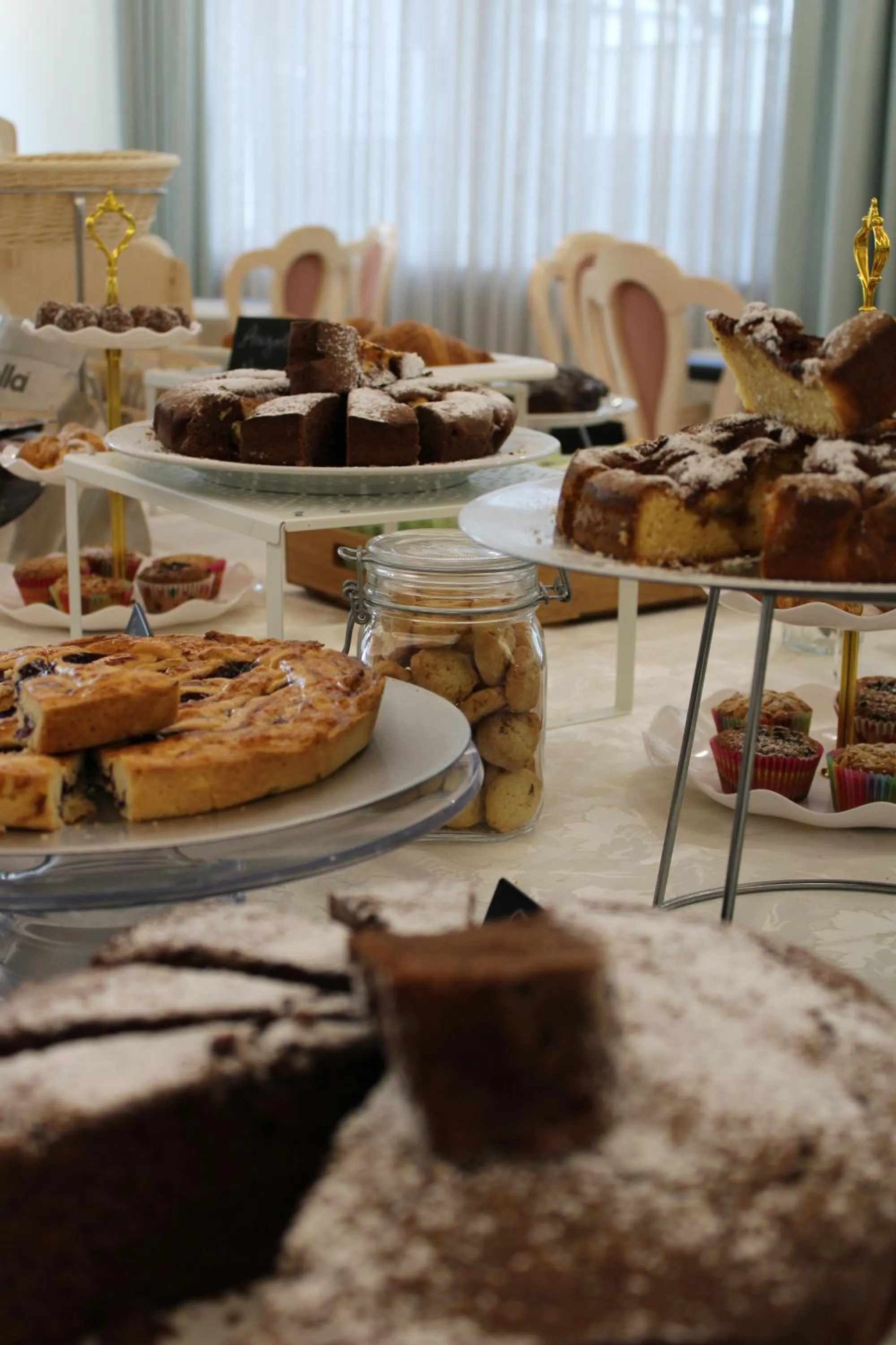 Breakfast in Hotel Royal Plaza