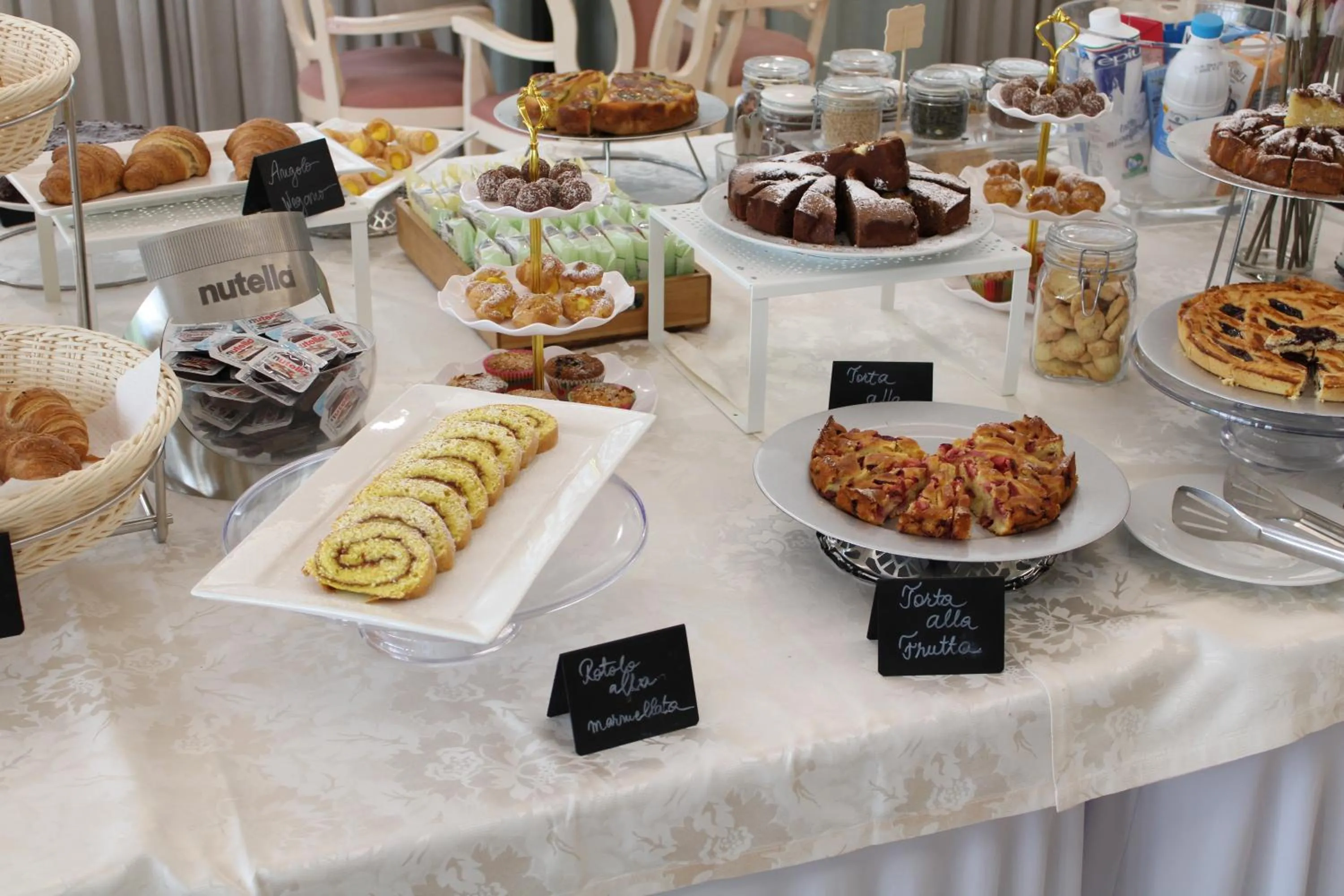 Food in Hotel Royal Plaza