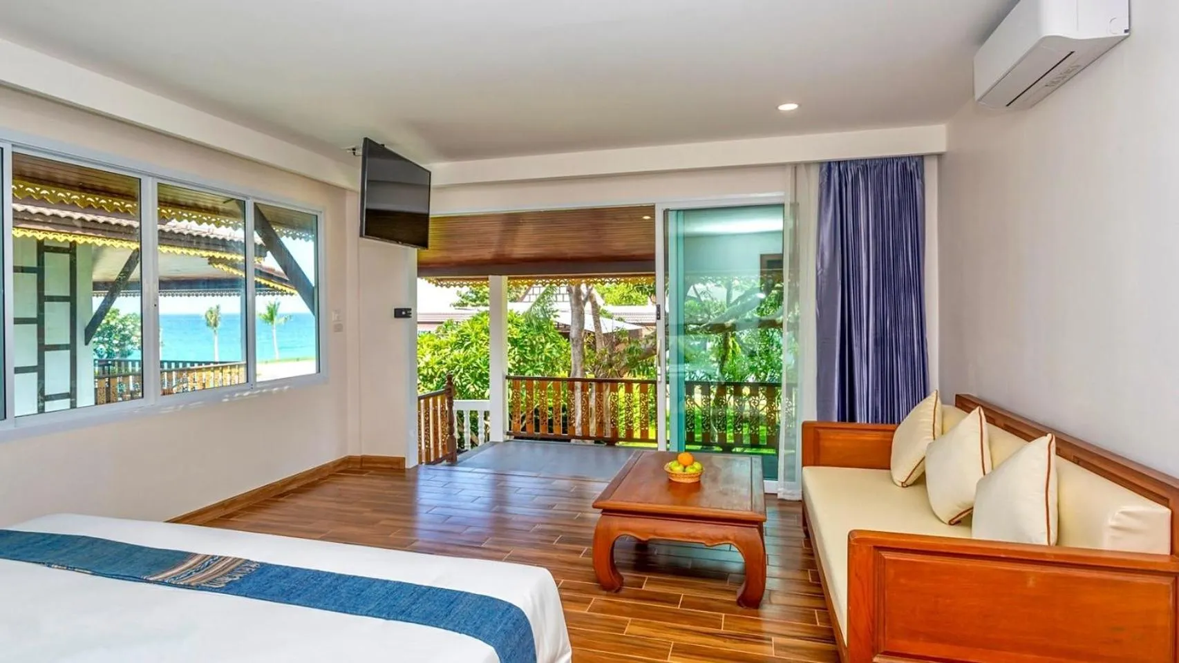 Bed in Aura Samui Best Beach Hotel - SHA Plus