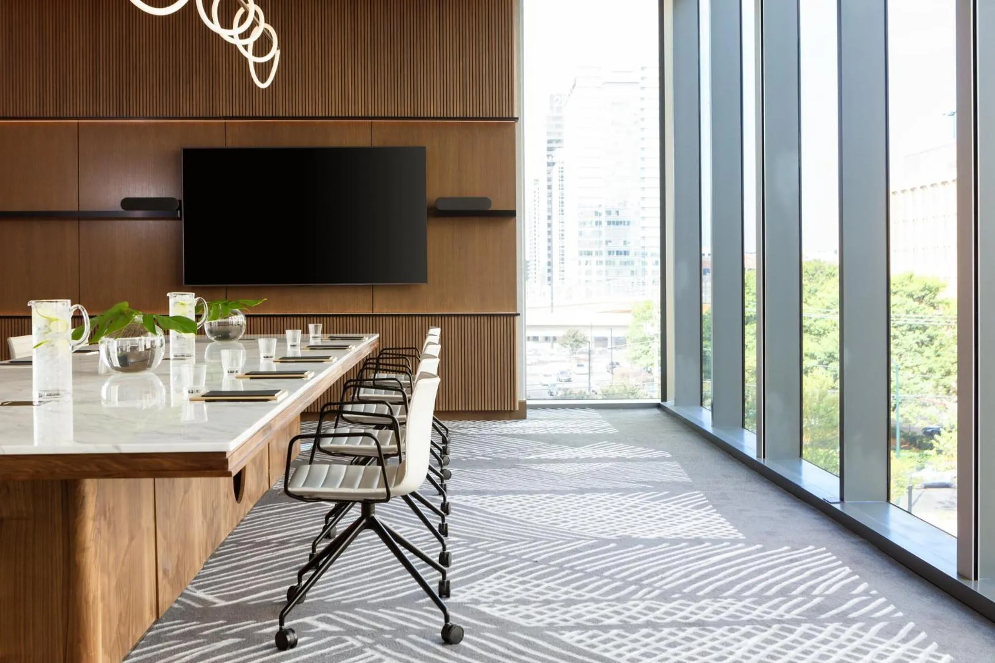 Meeting/conference room in Kimpton Shane Atlanta by IHG