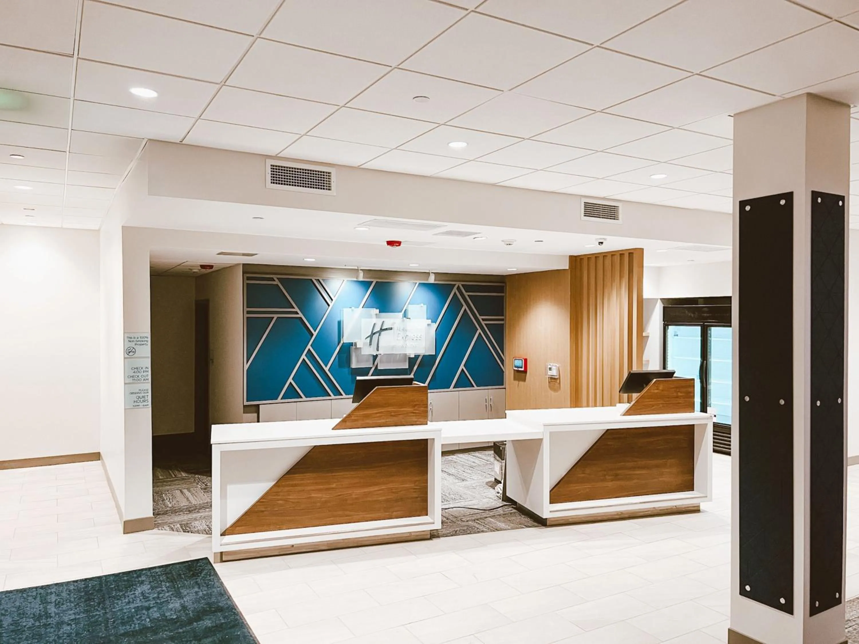 Property building in Holiday Inn Express & Suites - Henderson South - Boulder City by IHG