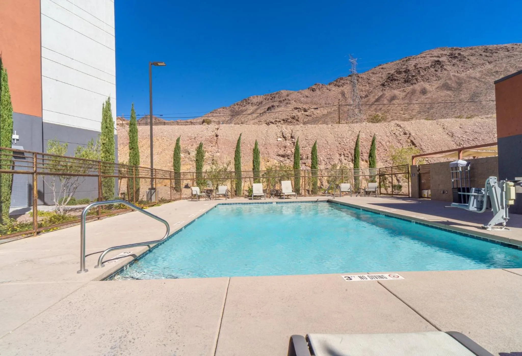 Swimming pool in Holiday Inn Express & Suites - Henderson South - Boulder City by IHG
