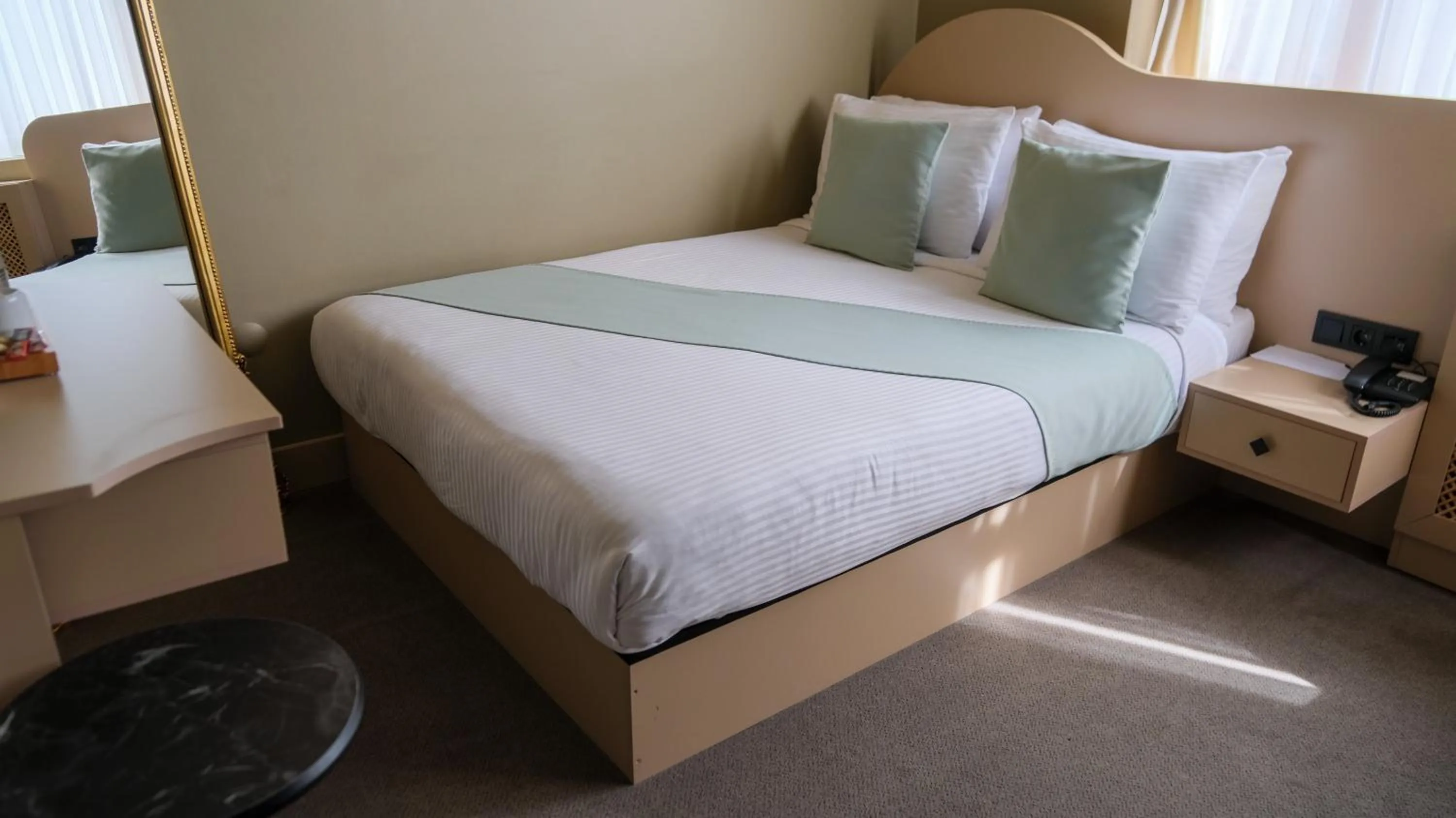 Bedroom, Bed in By Kinyas Hotel