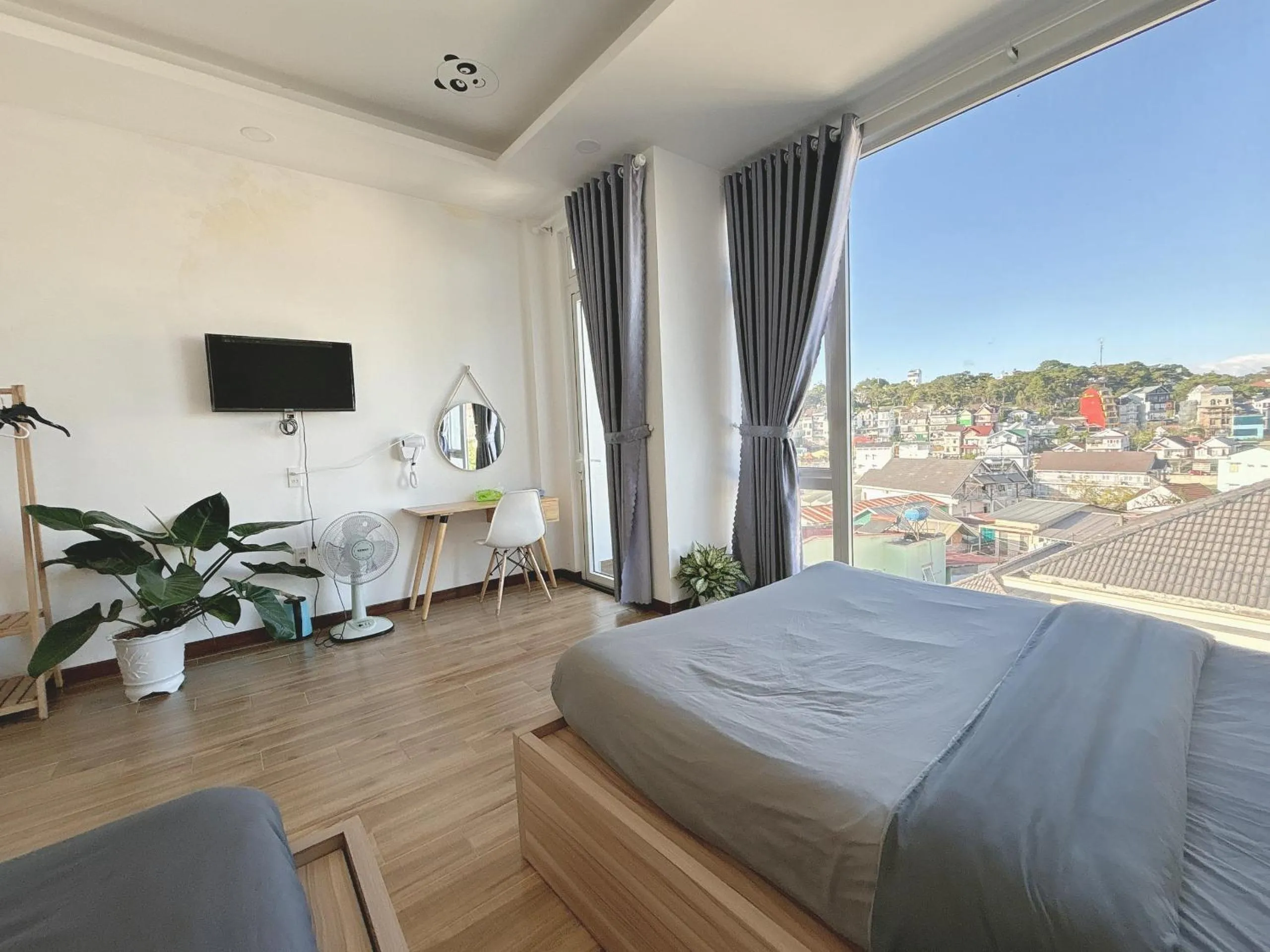 Bedroom, Bed in Duy Thanh hotel