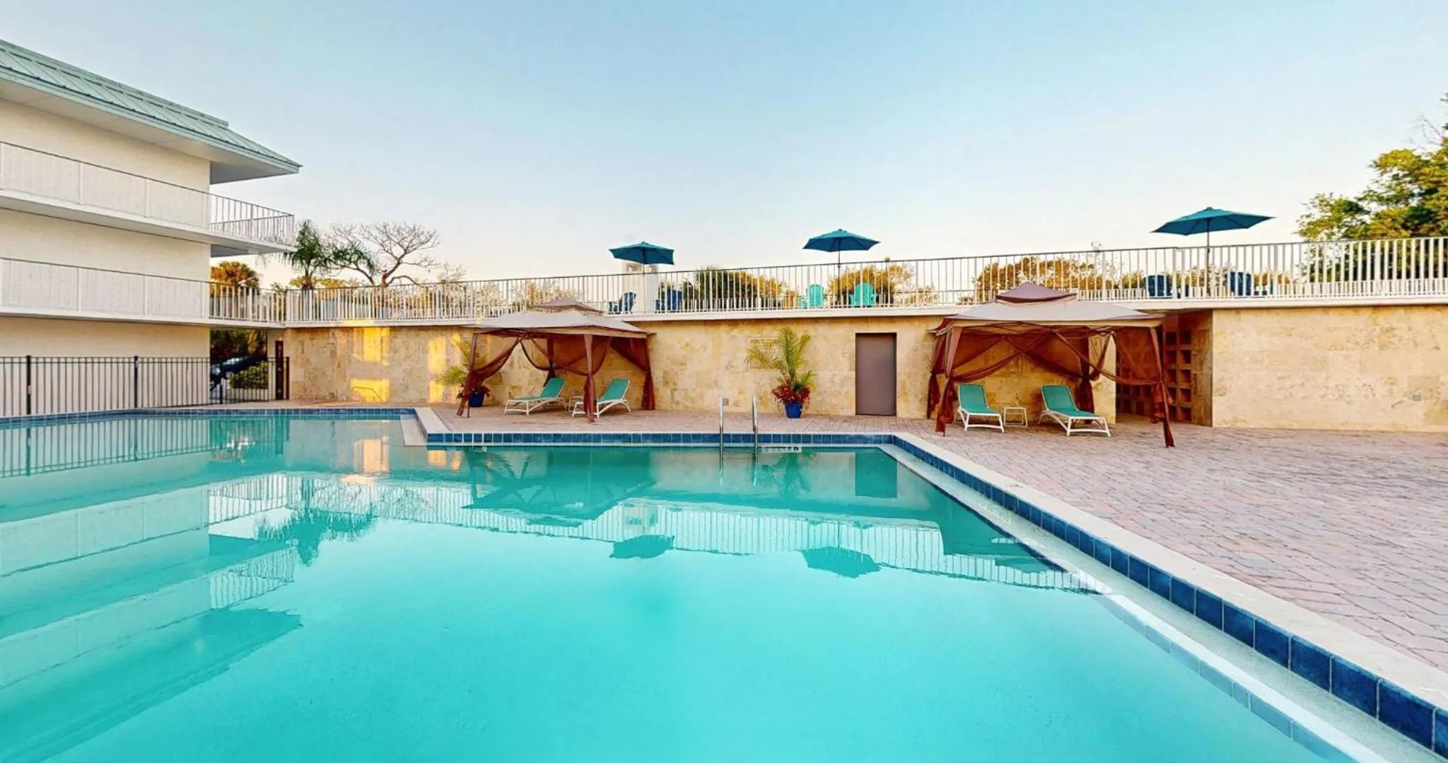 Pool view in Park Royal Orlando