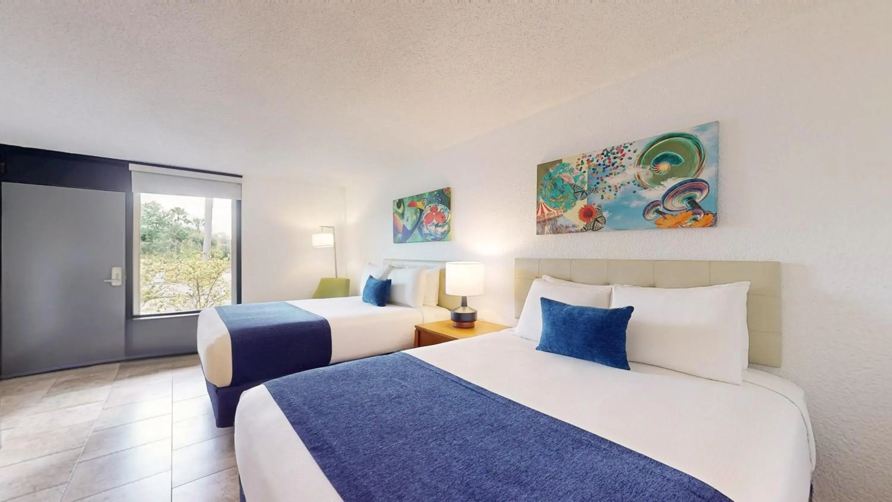 Deluxe Queen Room with Two Queen Beds in Park Royal Orlando Deluxe Queen Room with Two Queen Beds in Park Royal Orlando