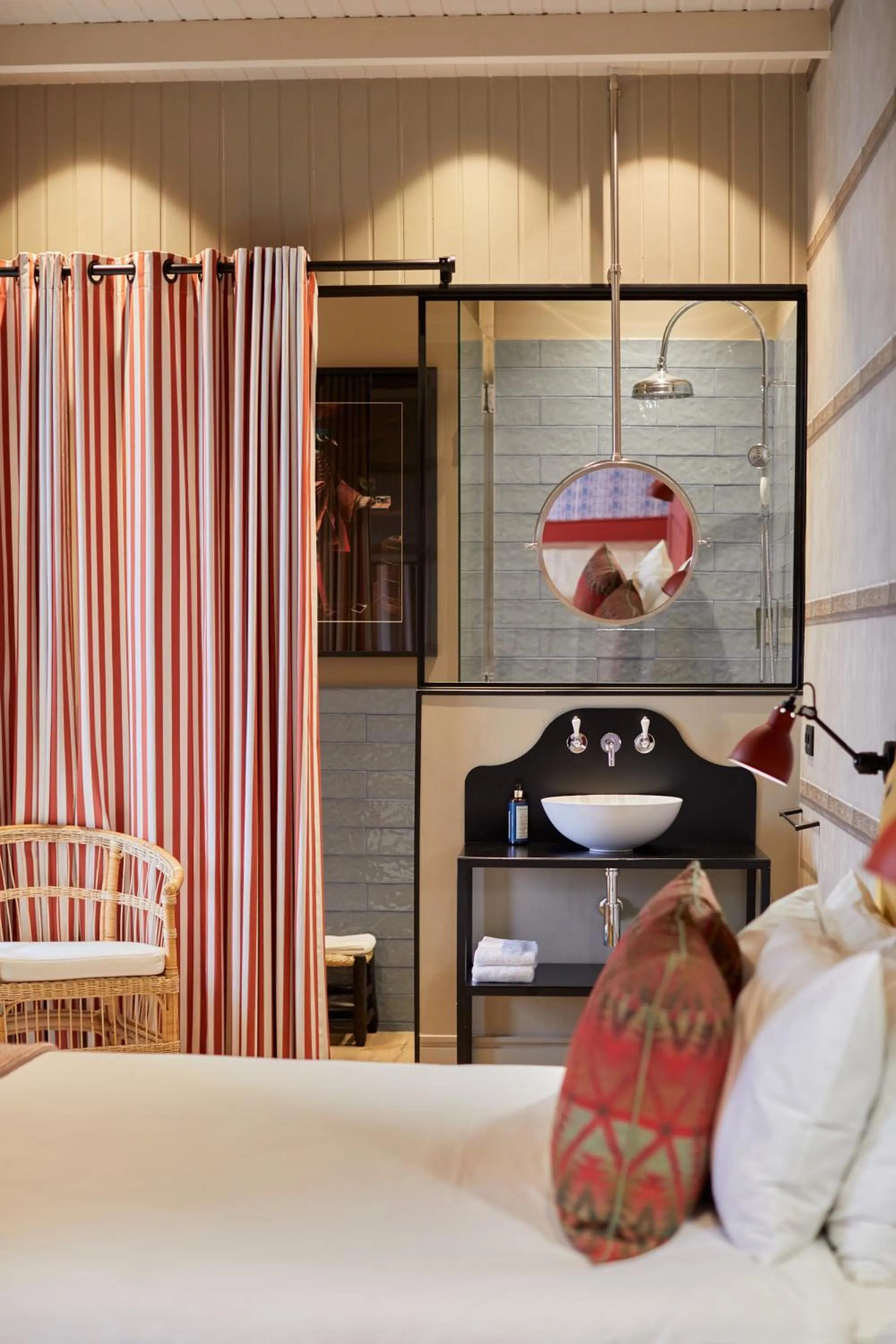 Bed in THE PINTA Boutique