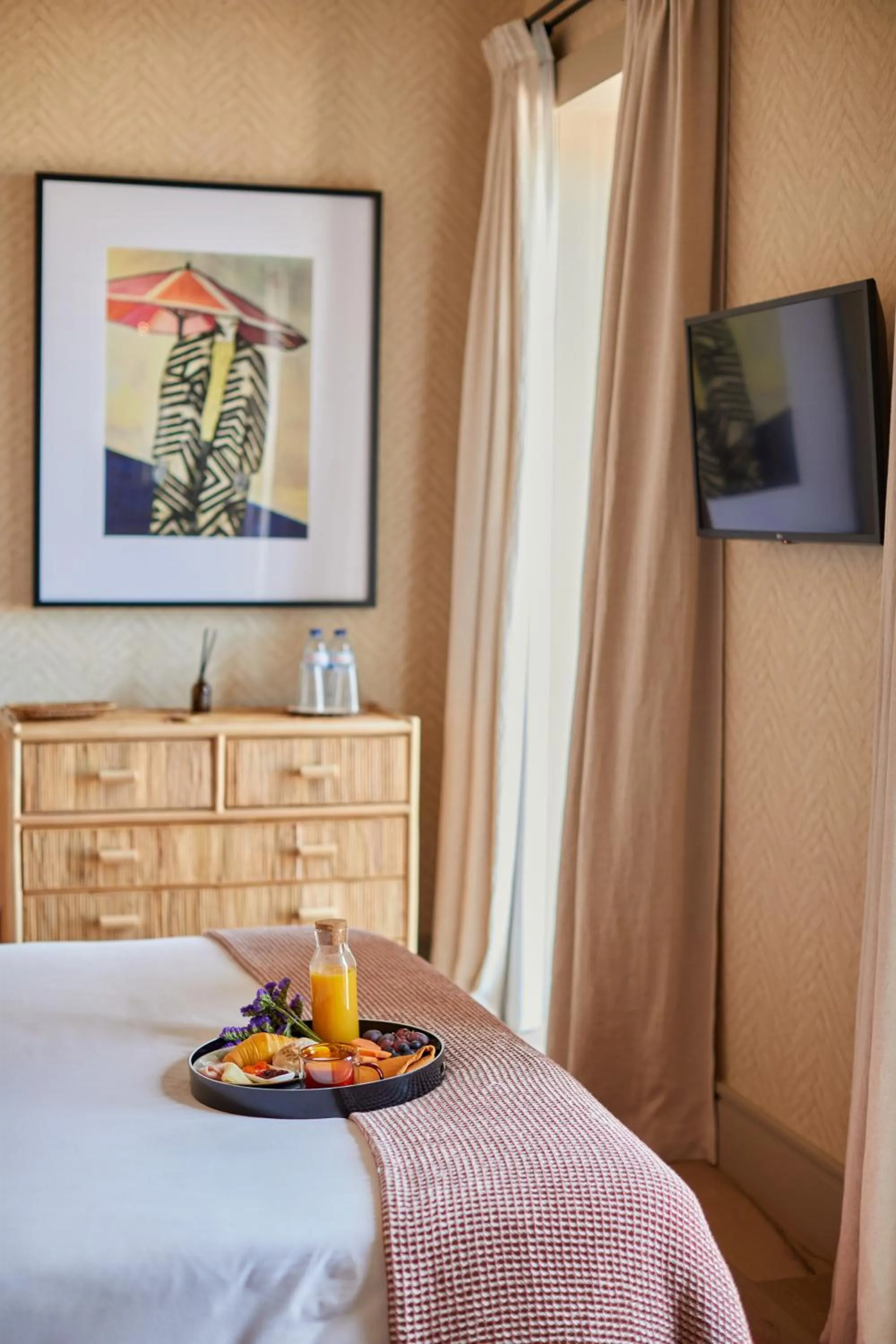 Bed in THE PINTA Boutique