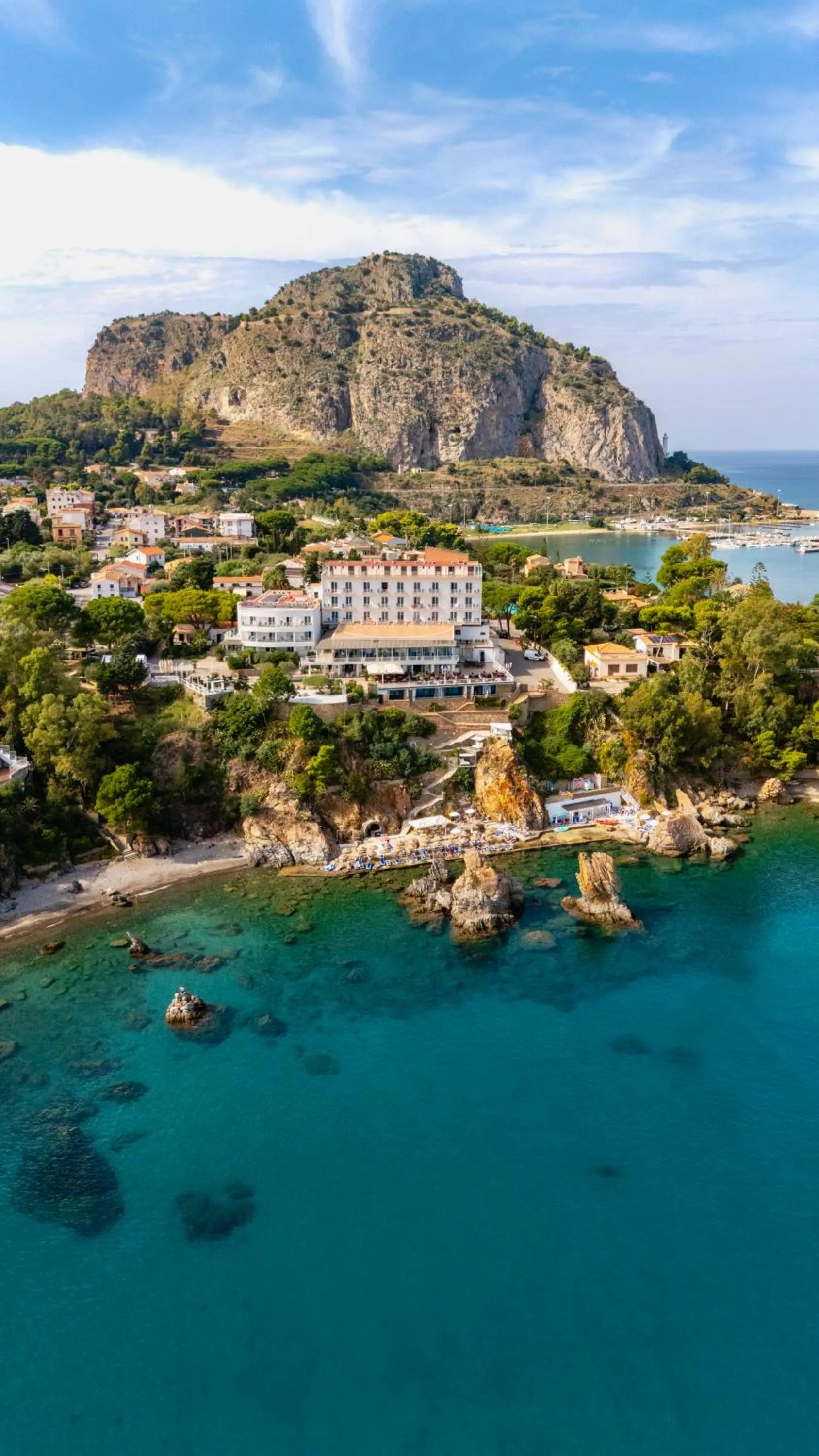 Restaurant/places to eat in Hotel Kalura