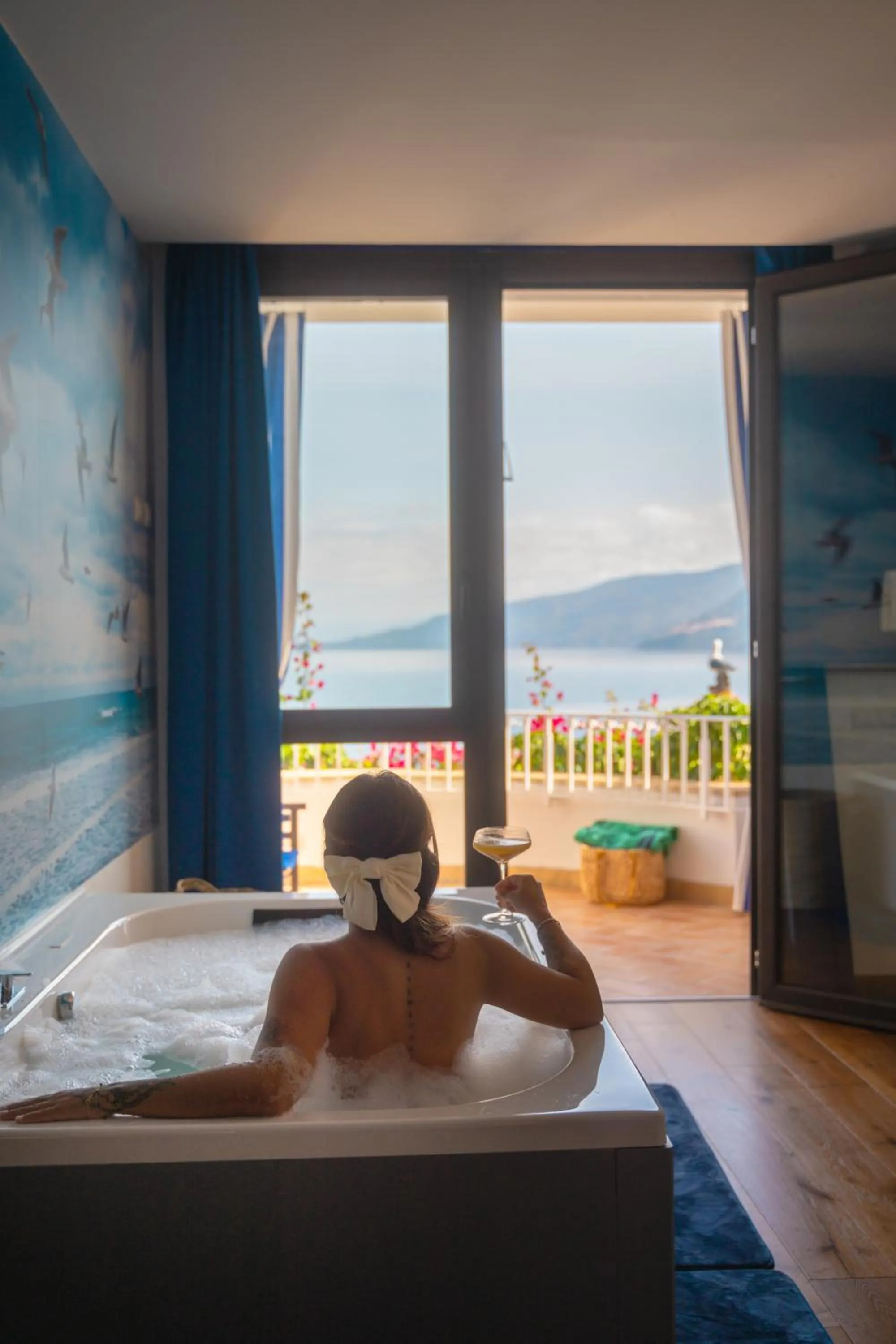 Hot Tub in Hotel Kalura