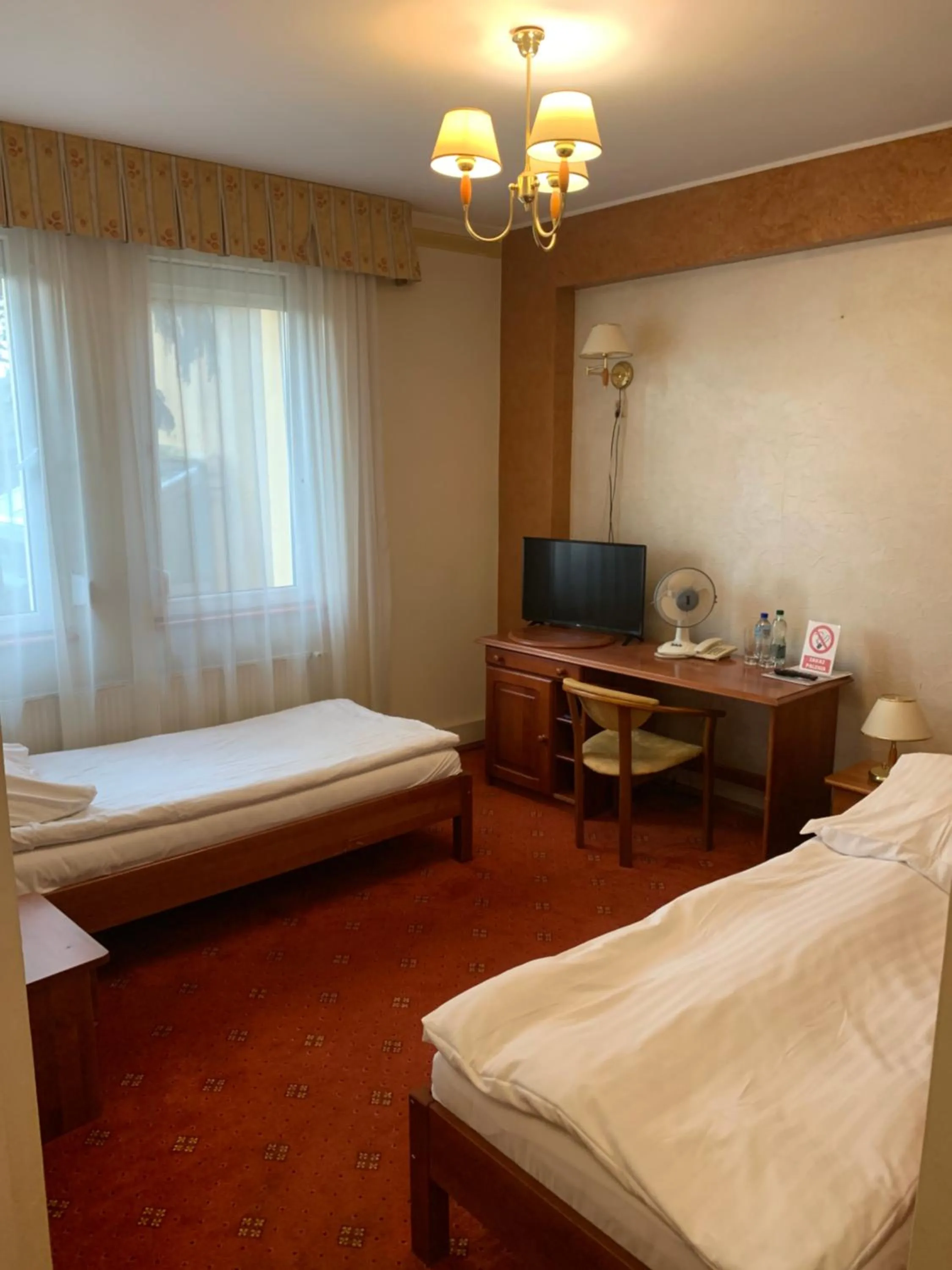 Bed in Diament i Brylant