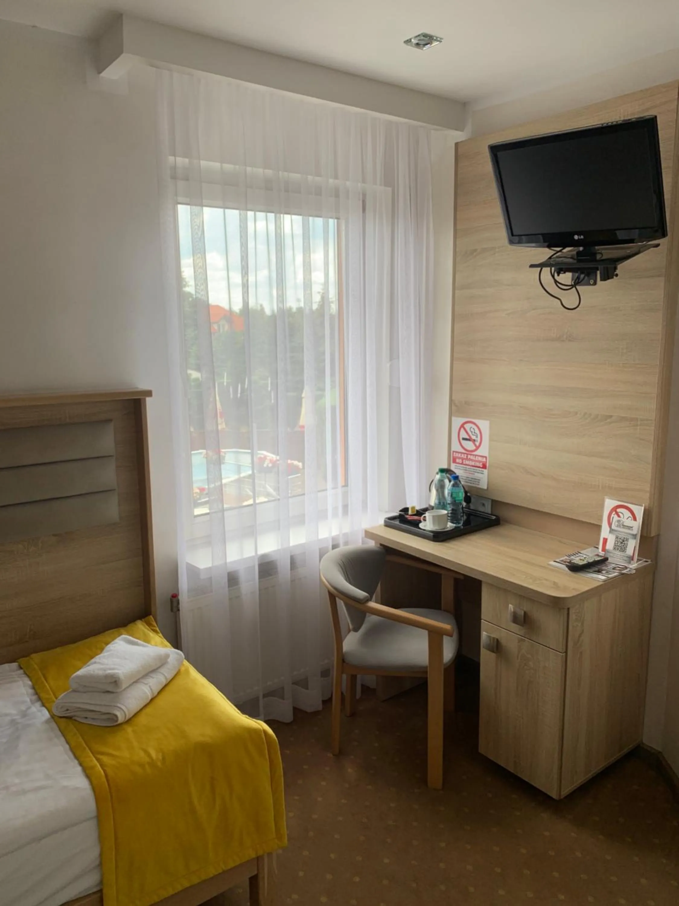 Bed in Diament i Brylant