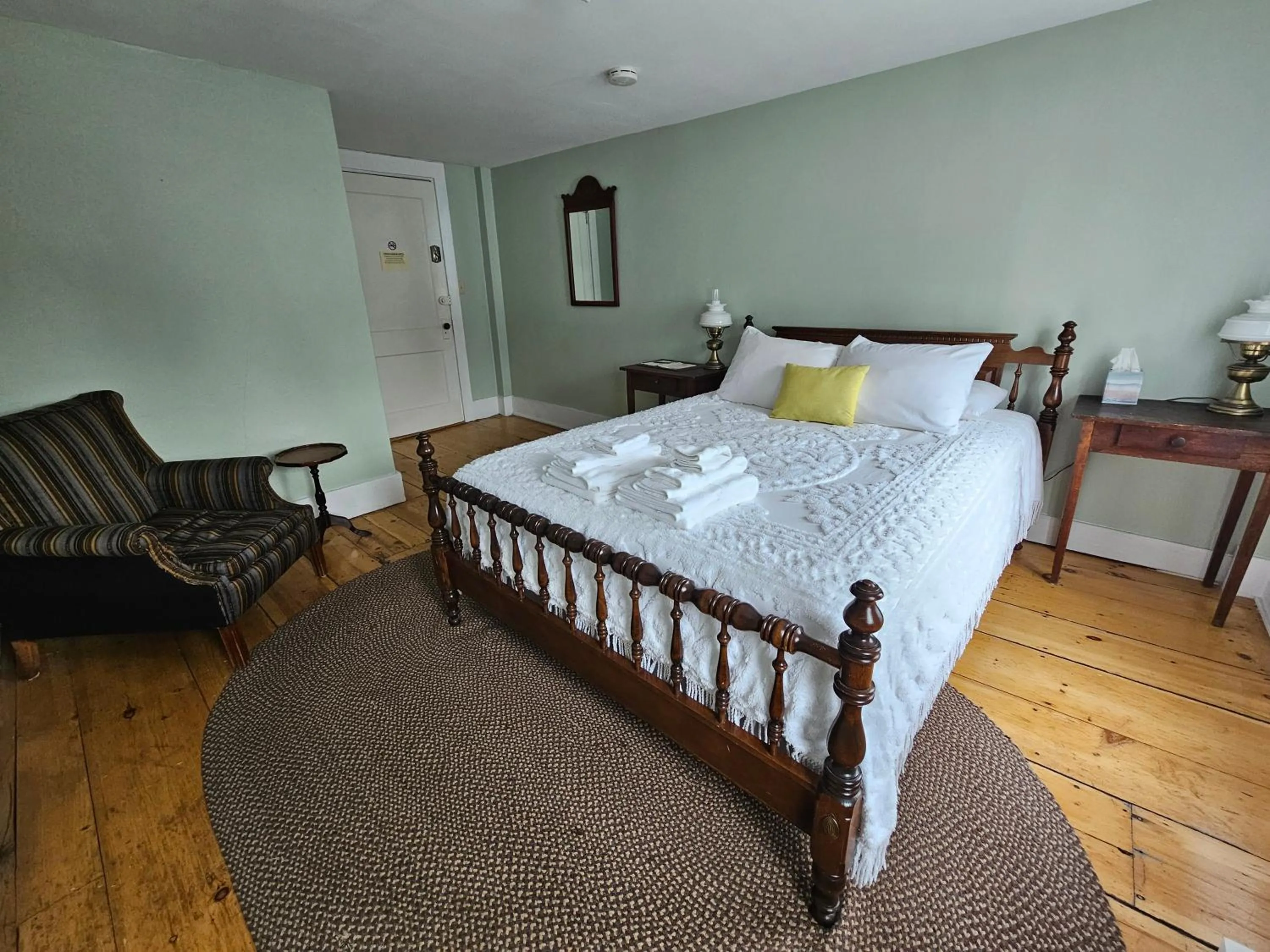 Bedroom in The Cornish Inn