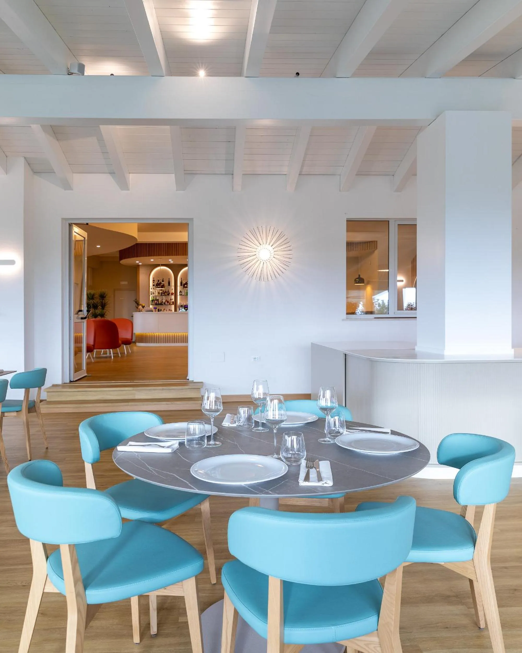 Restaurant/places to eat in Lu' Hotel Porto Pino