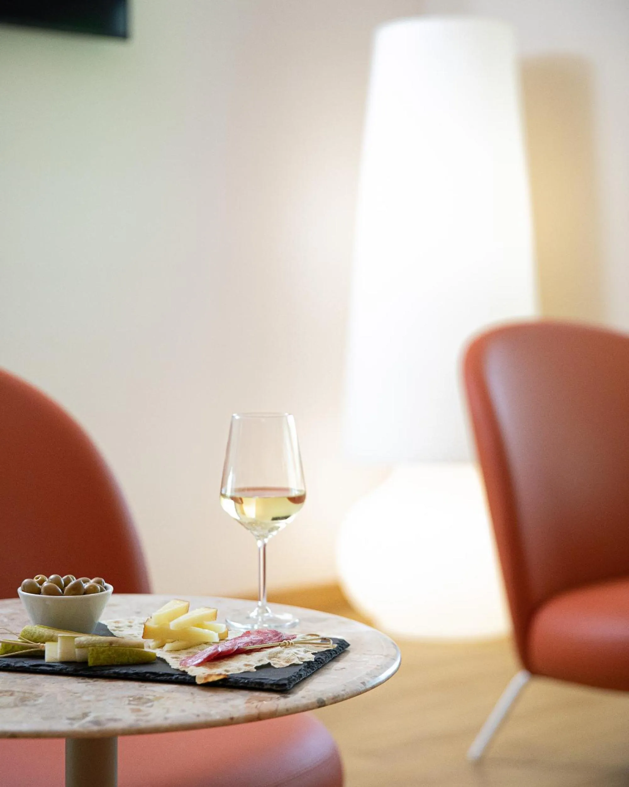 Lounge or bar in Lu' Hotel Porto Pino