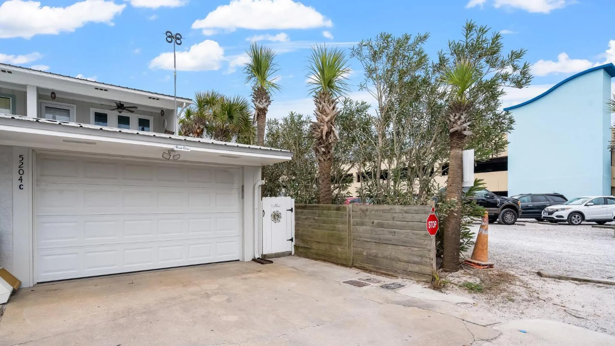 Gulf View Beach Bungalow, Hot Tub, Dog-Friendly, Near Scooners, Near Beach