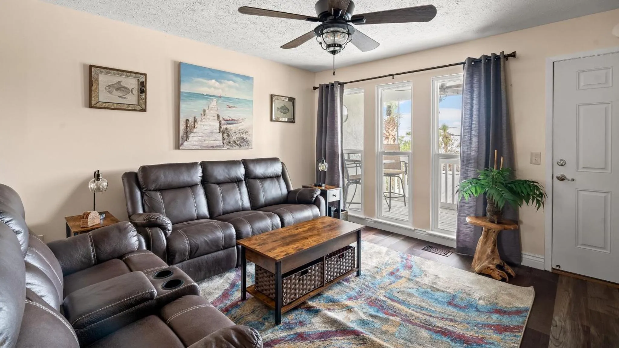 Gulf View Beach Bungalow, Hot Tub, Dog-Friendly, Near Scooners, Near Beach