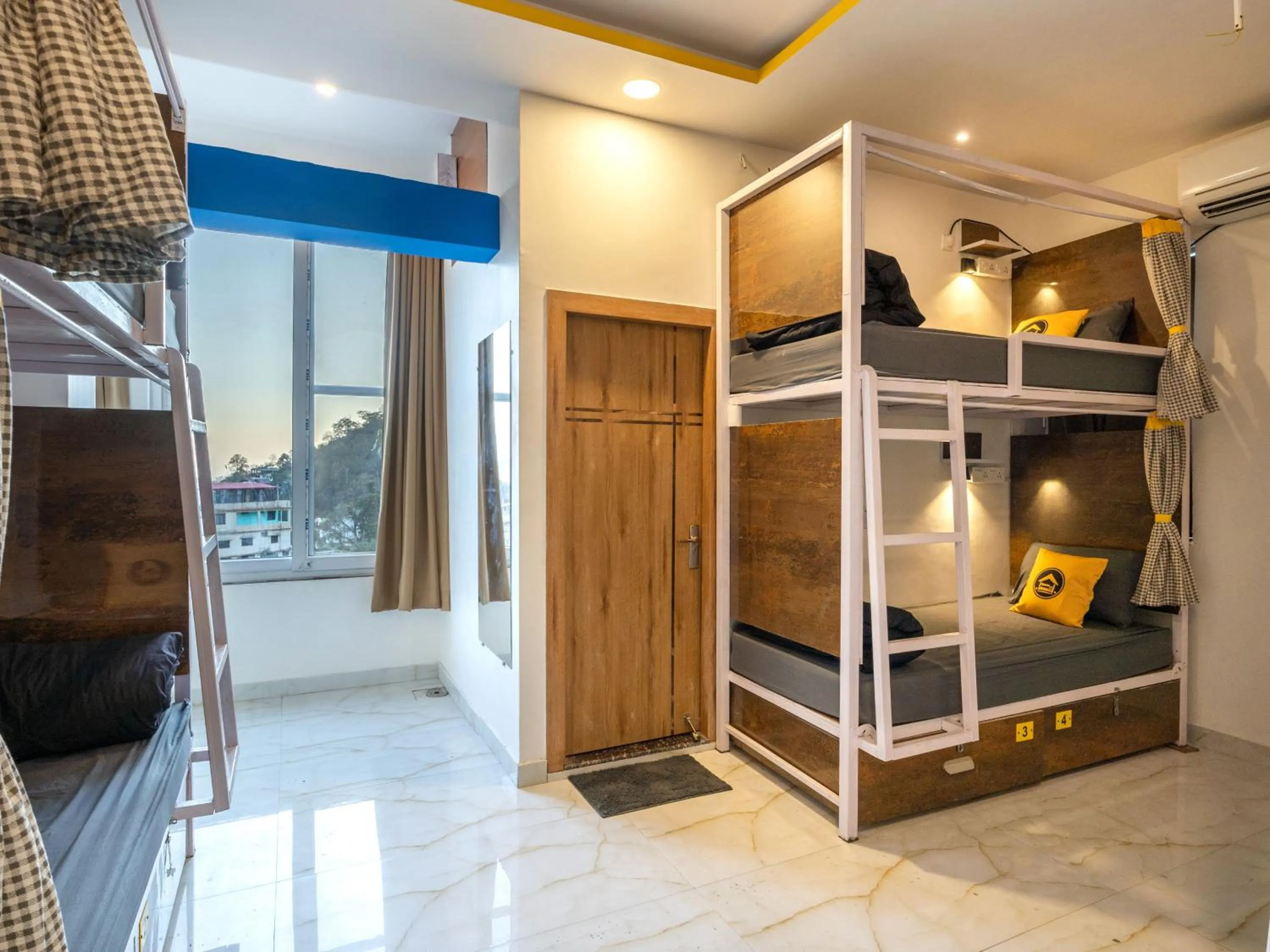 Bed in The Hosteller Rishikesh, Upper Tapovan