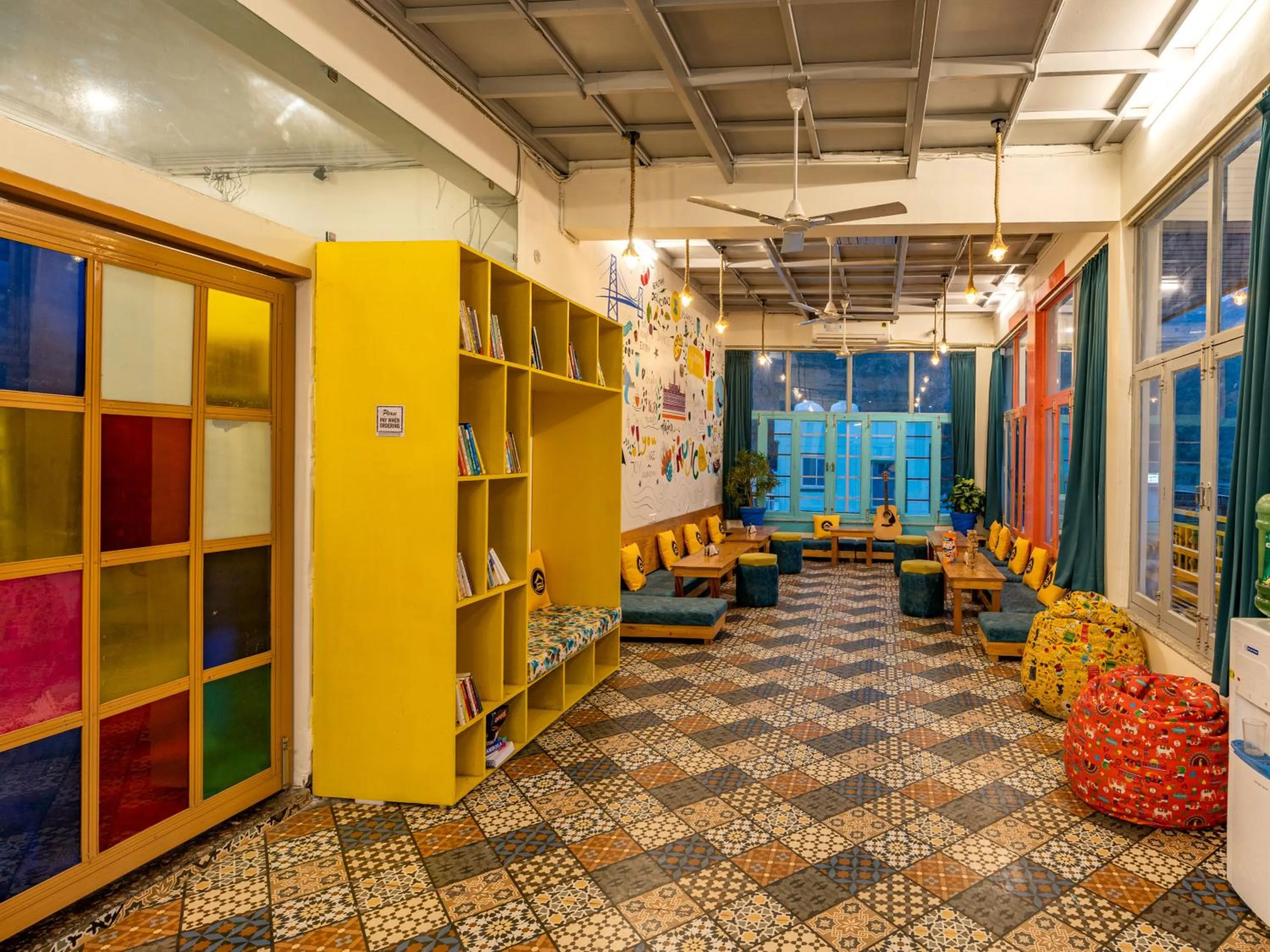 Library in The Hosteller Rishikesh, Upper Tapovan