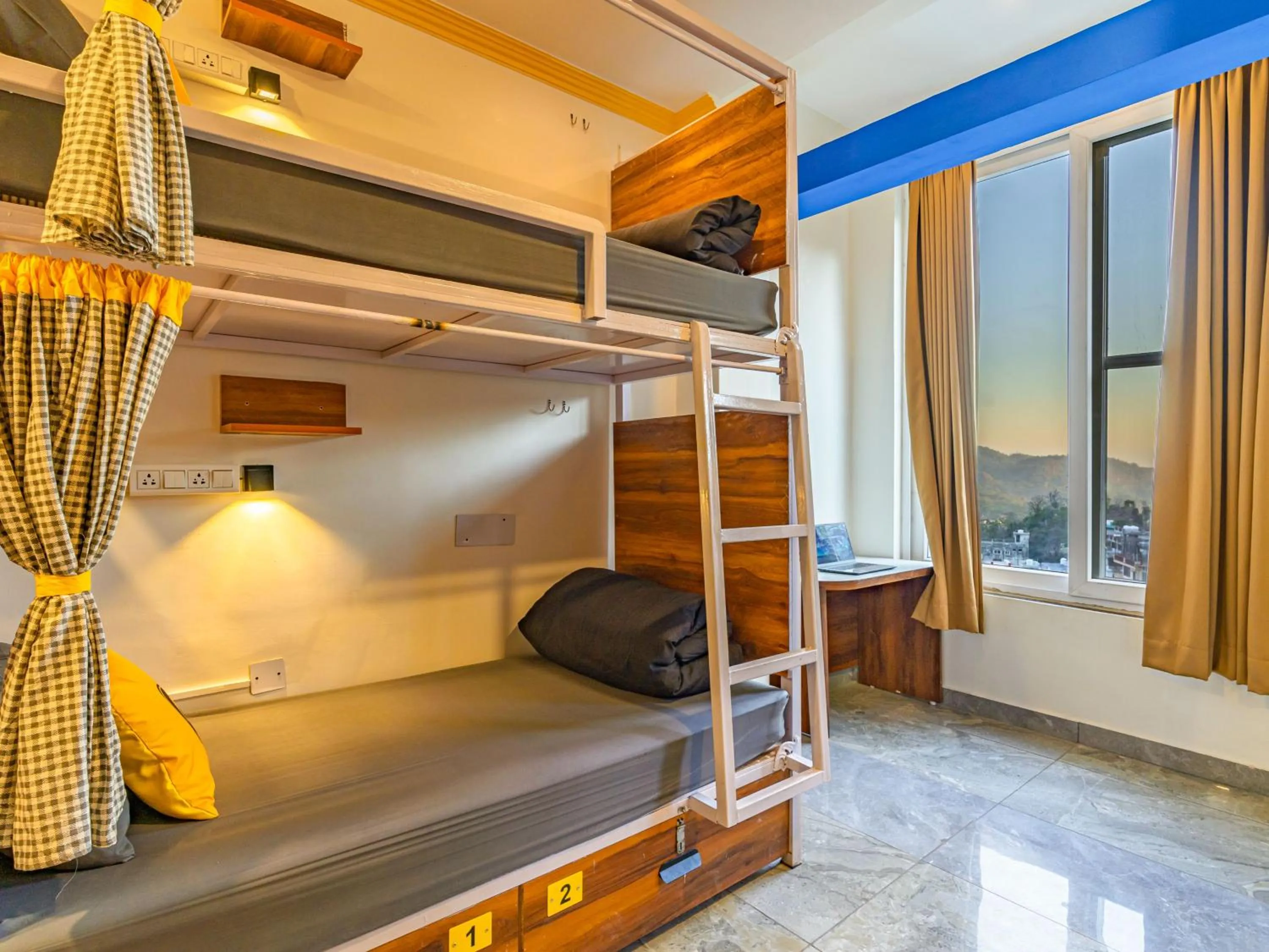 Bed in The Hosteller Rishikesh, Upper Tapovan