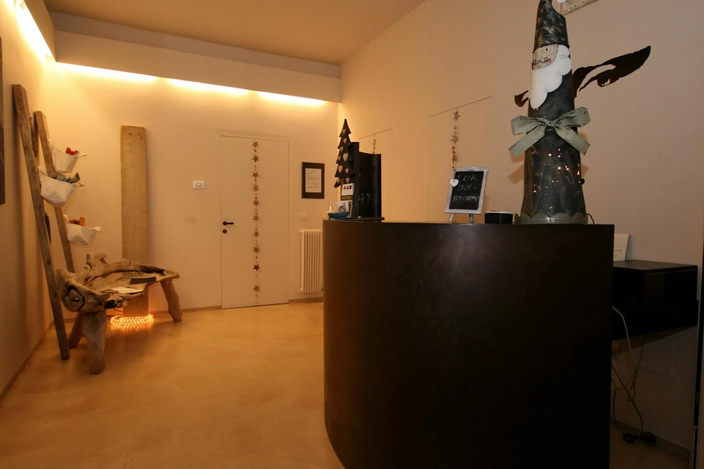 Lobby or reception in Hotel Garnì Villa Maria