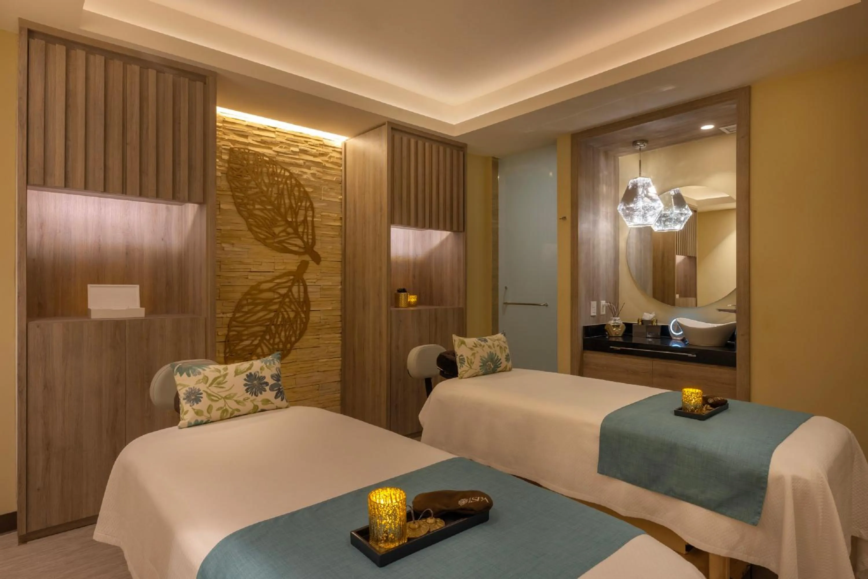 Spa and wellness centre/facilities, Bed in Royalton Splash Riviera Cancun, An Autograph Collection All-Inclusive Resort