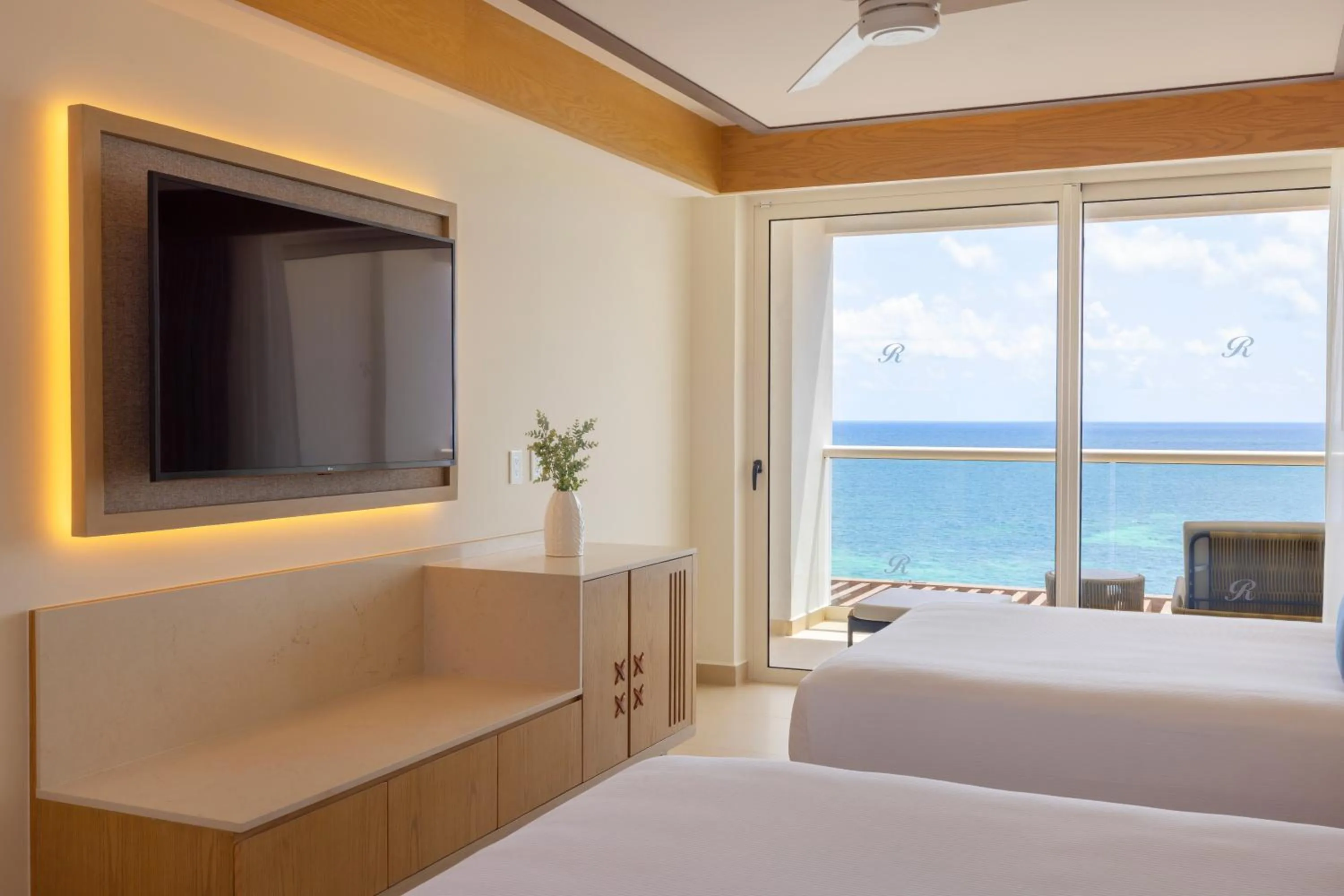 View (from property/room), Bed in Royalton Splash Riviera Cancun, An Autograph Collection All-Inclusive Resort