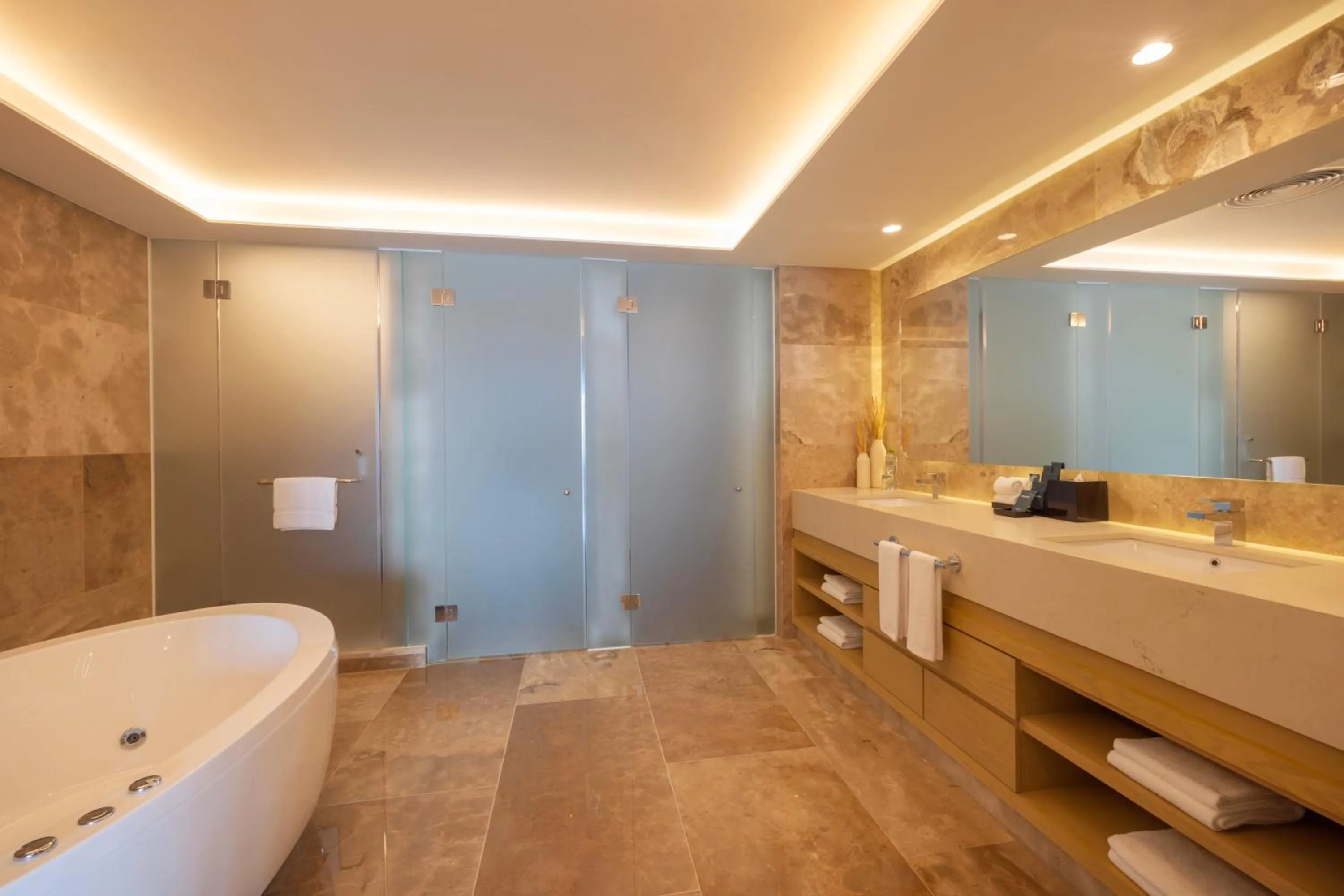Bathroom in Royalton Splash Riviera Cancun, An Autograph Collection All-Inclusive Resort