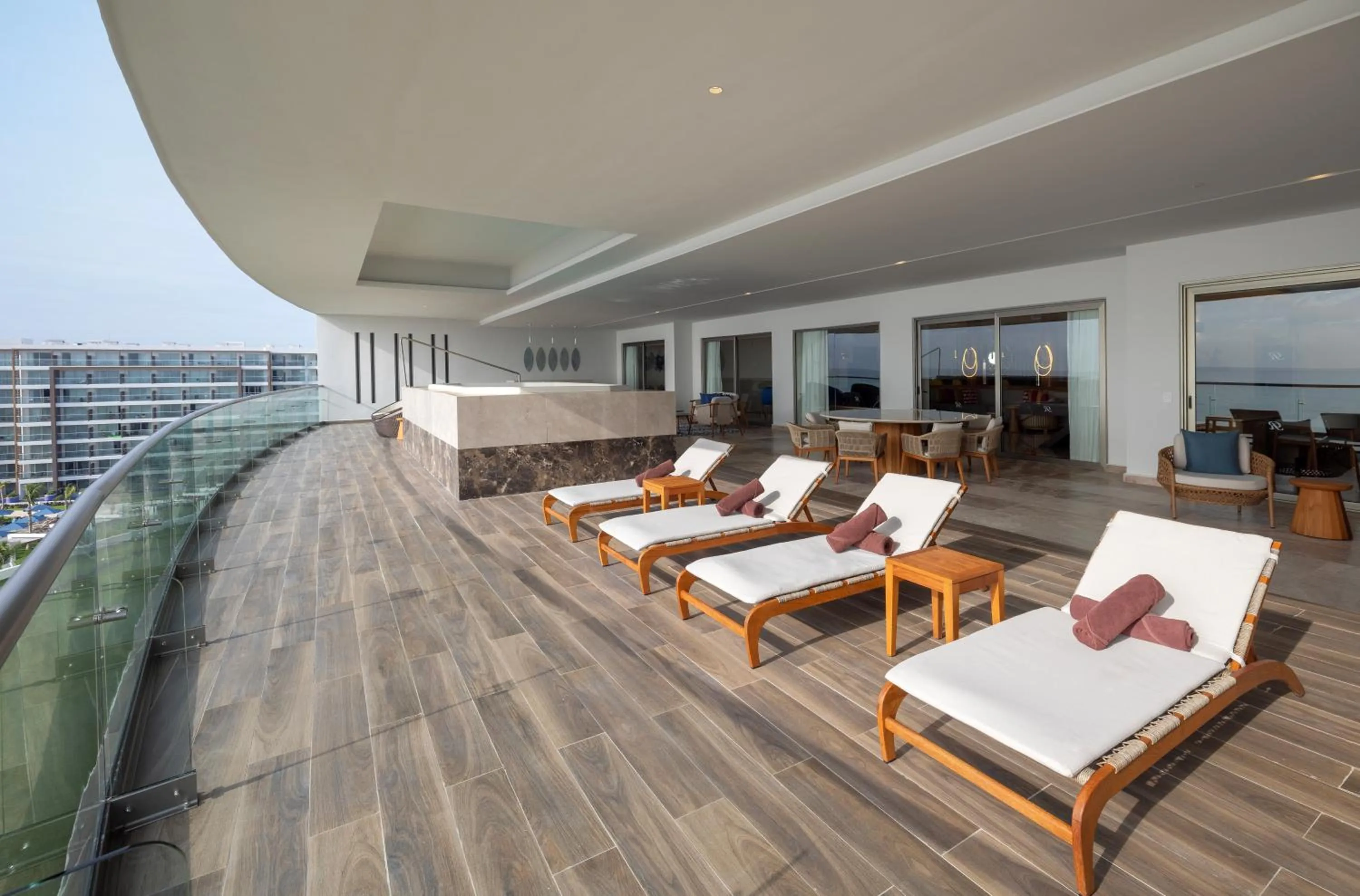 Balcony/Terrace in Royalton Splash Riviera Cancun, An Autograph Collection All-Inclusive Resort