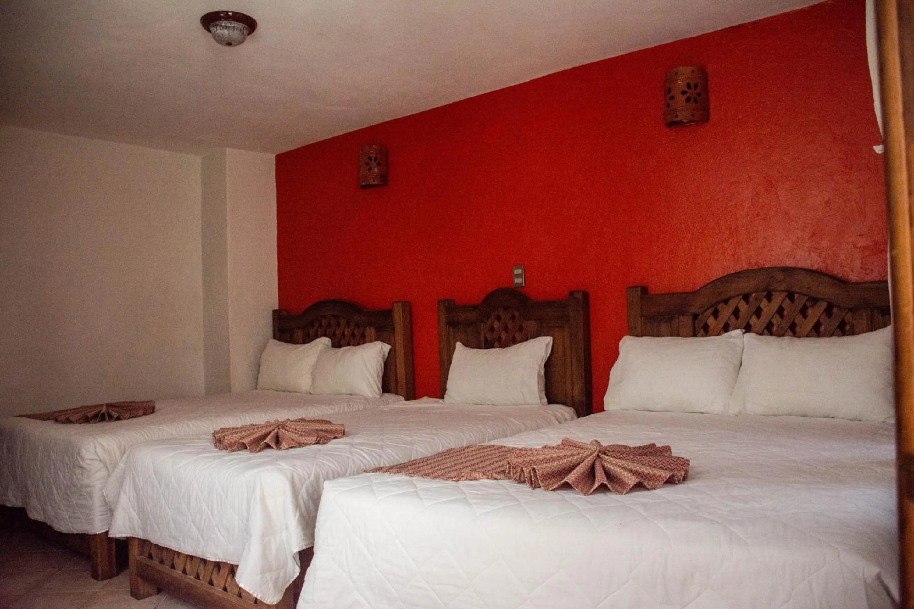 Bed in Hotel Real del Carmen - Ideal para familias y parejas
