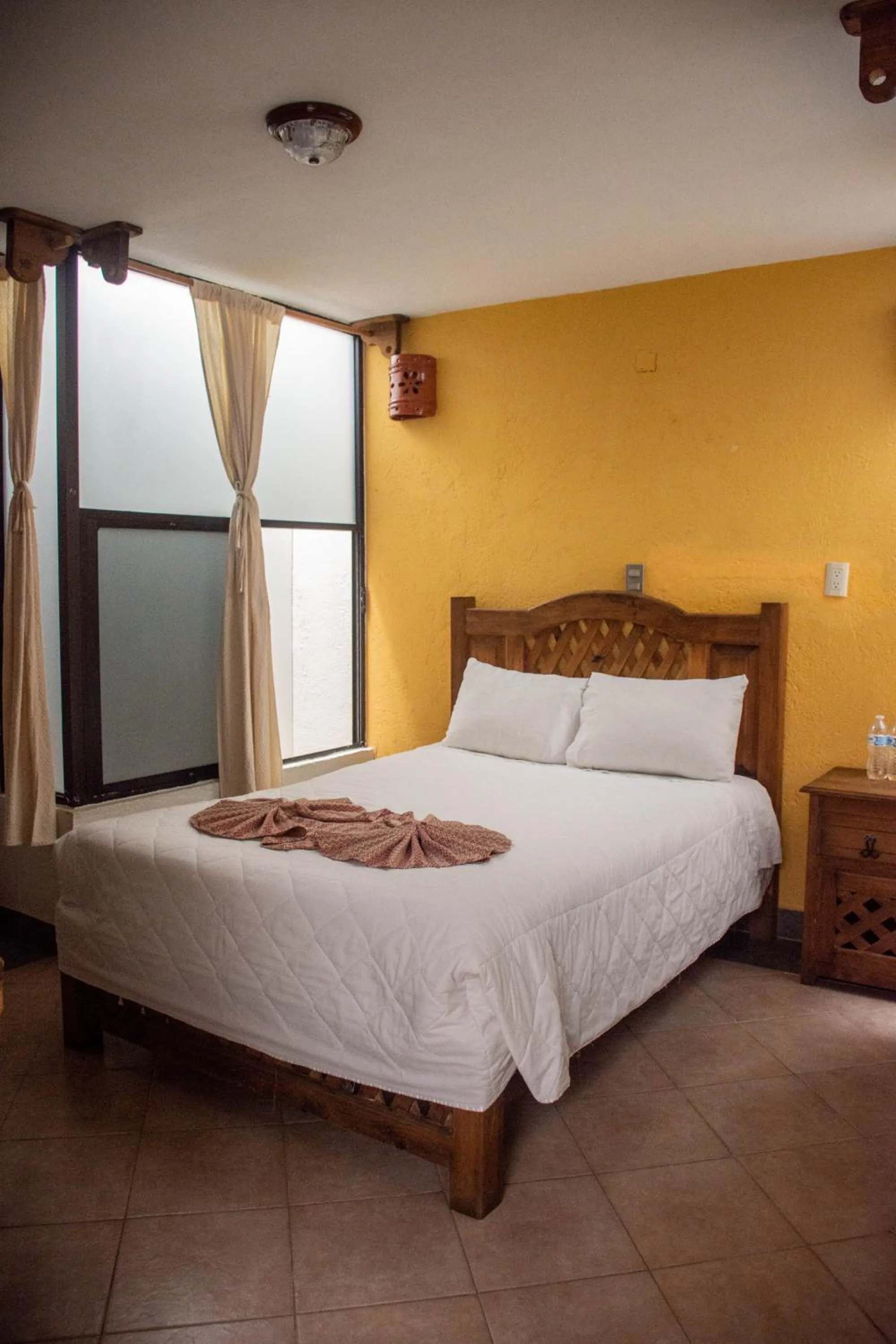 Bed in Hotel Real del Carmen - Ideal para familias y parejas