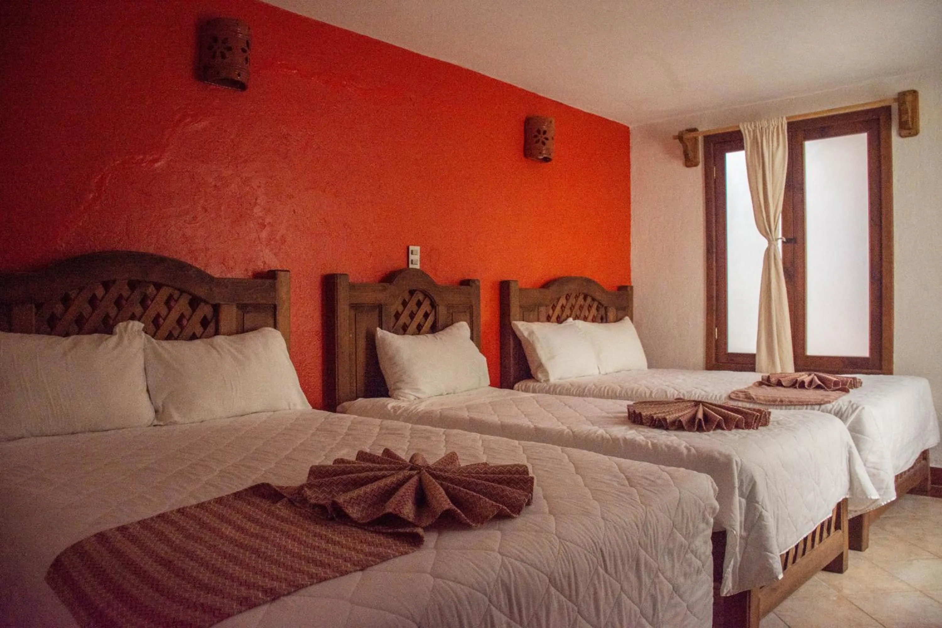 Bed in Hotel Real del Carmen - Ideal para familias y parejas