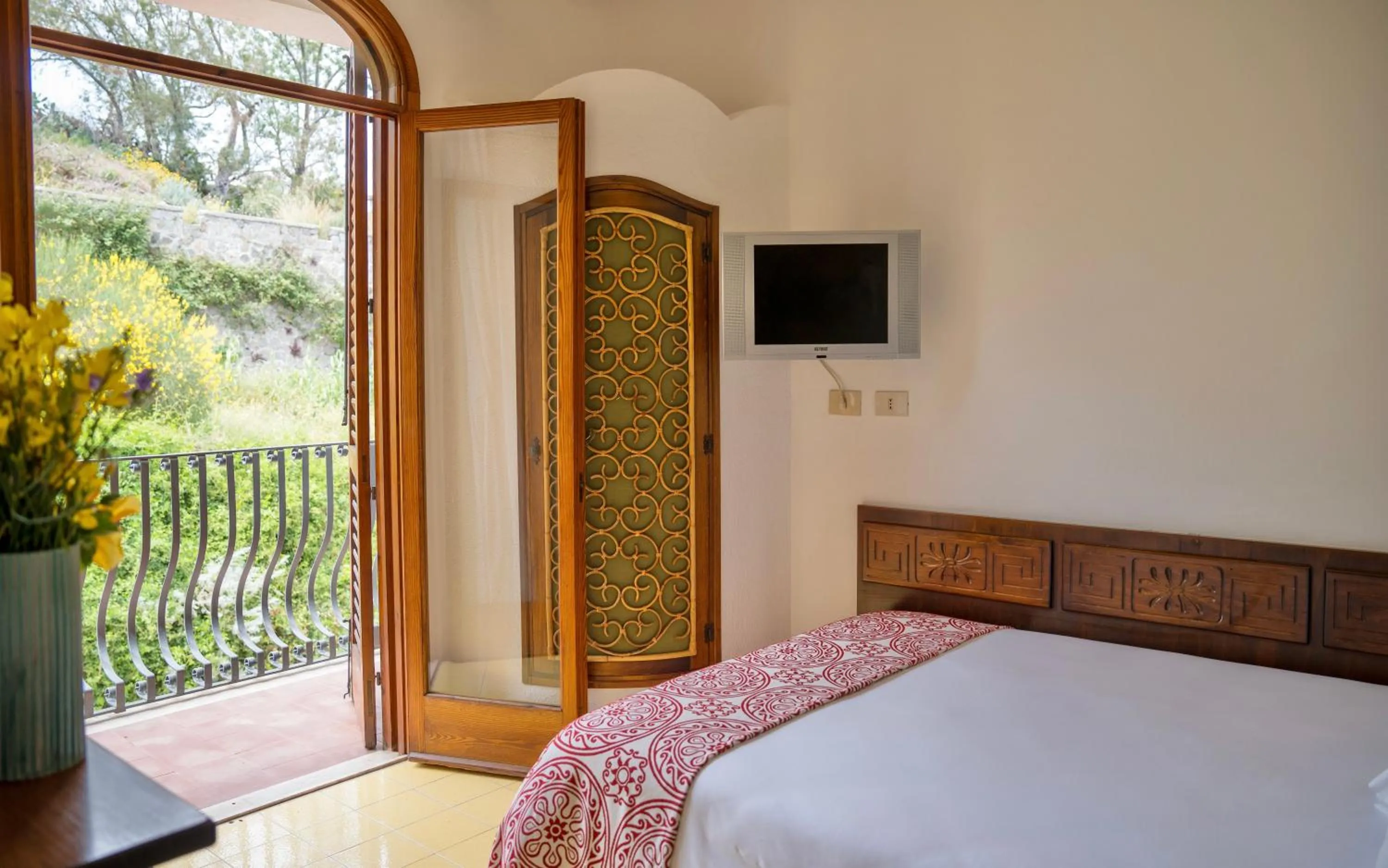 Bed in Hotel Carasco