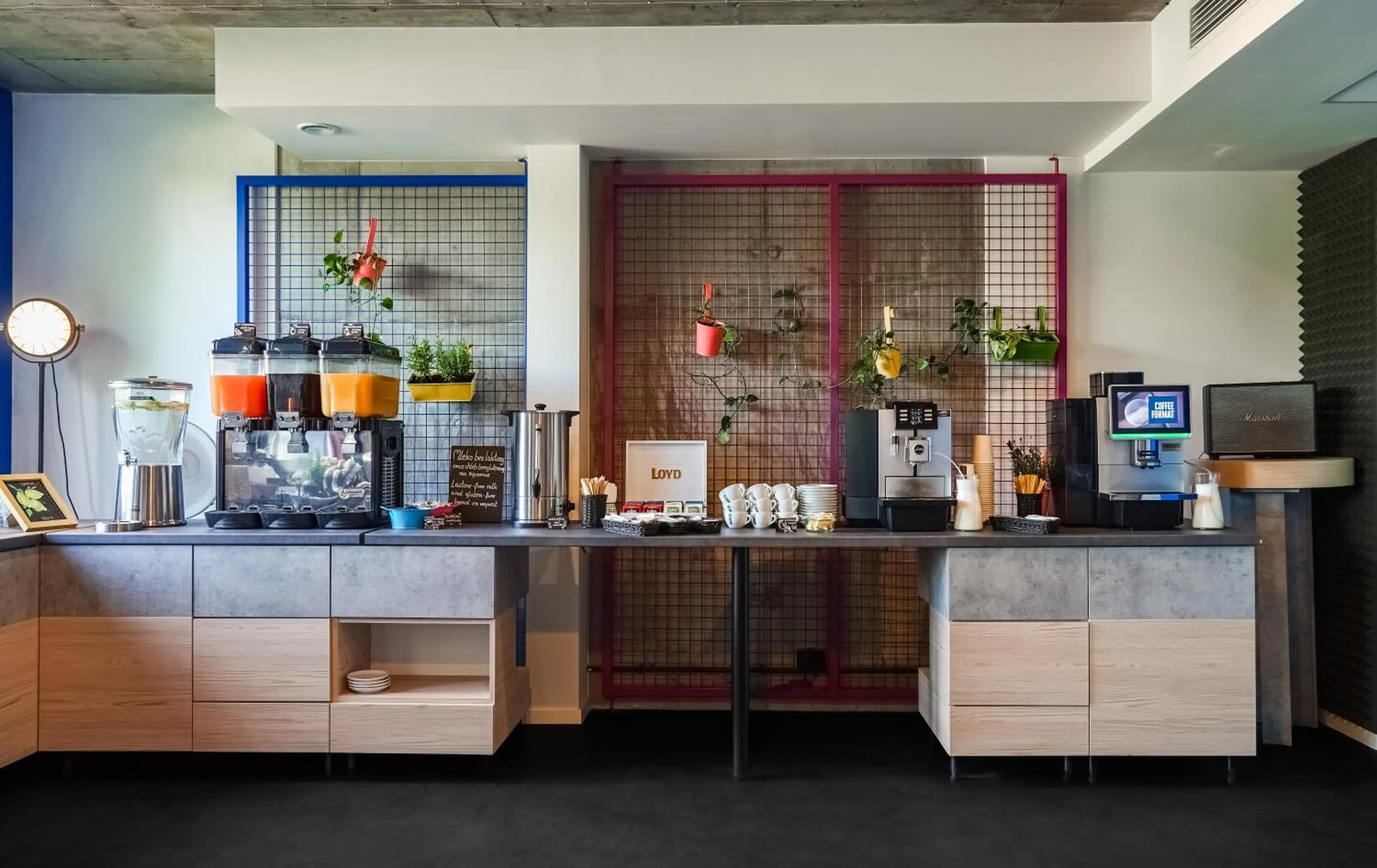 Breakfast in Easy One Premium Art