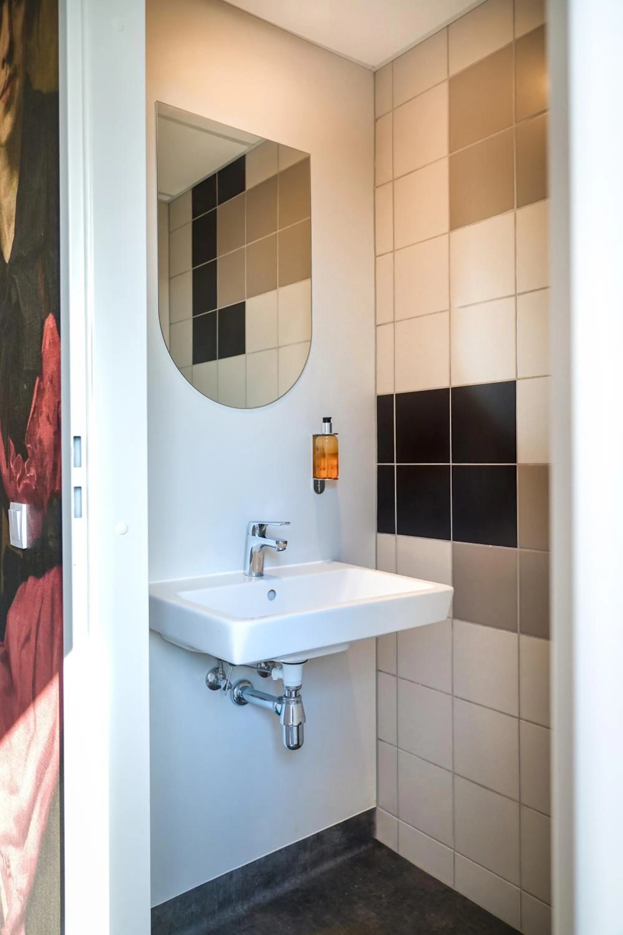 Bathroom in Easy One Premium Art